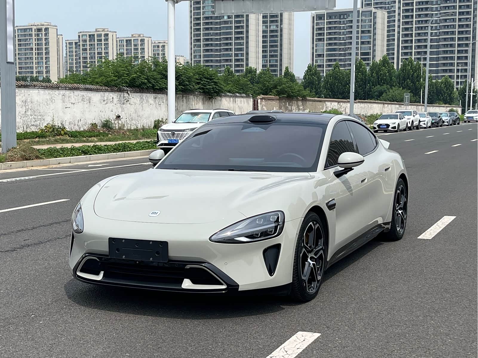 Xiaomi SU7
