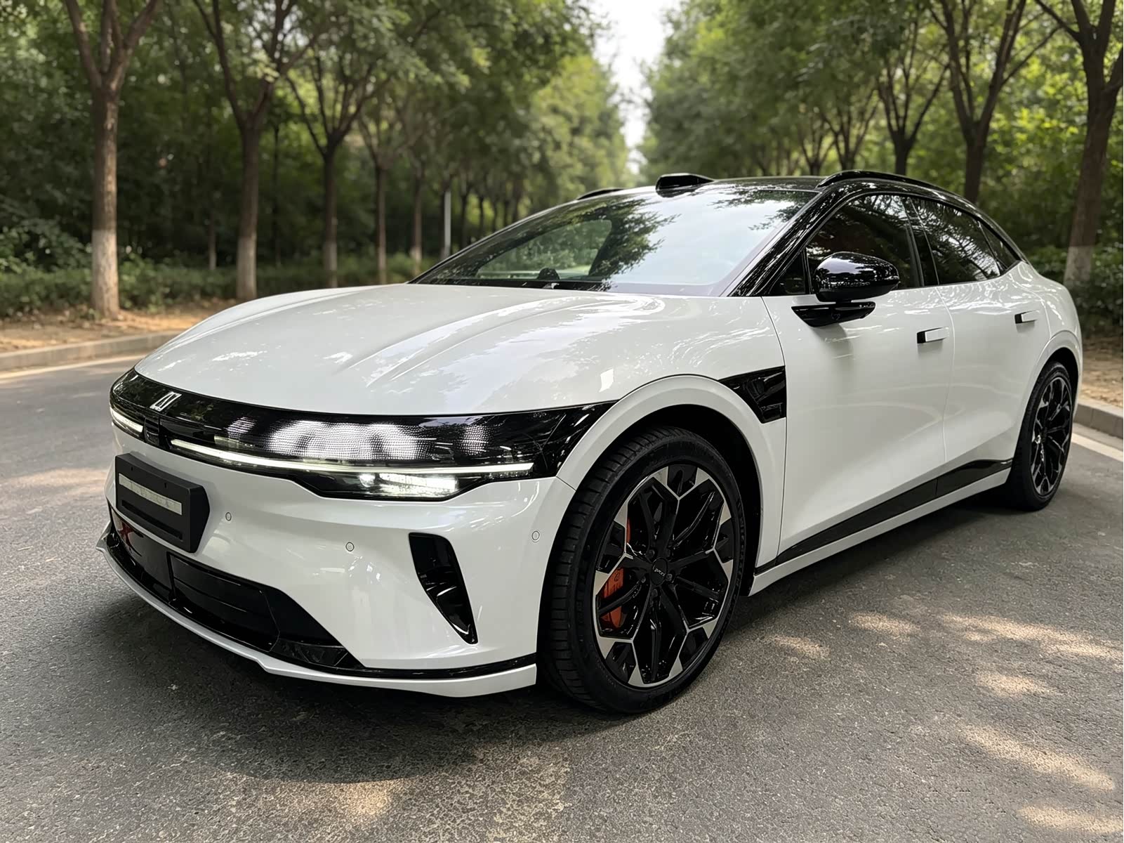 Zeekr 007GT
