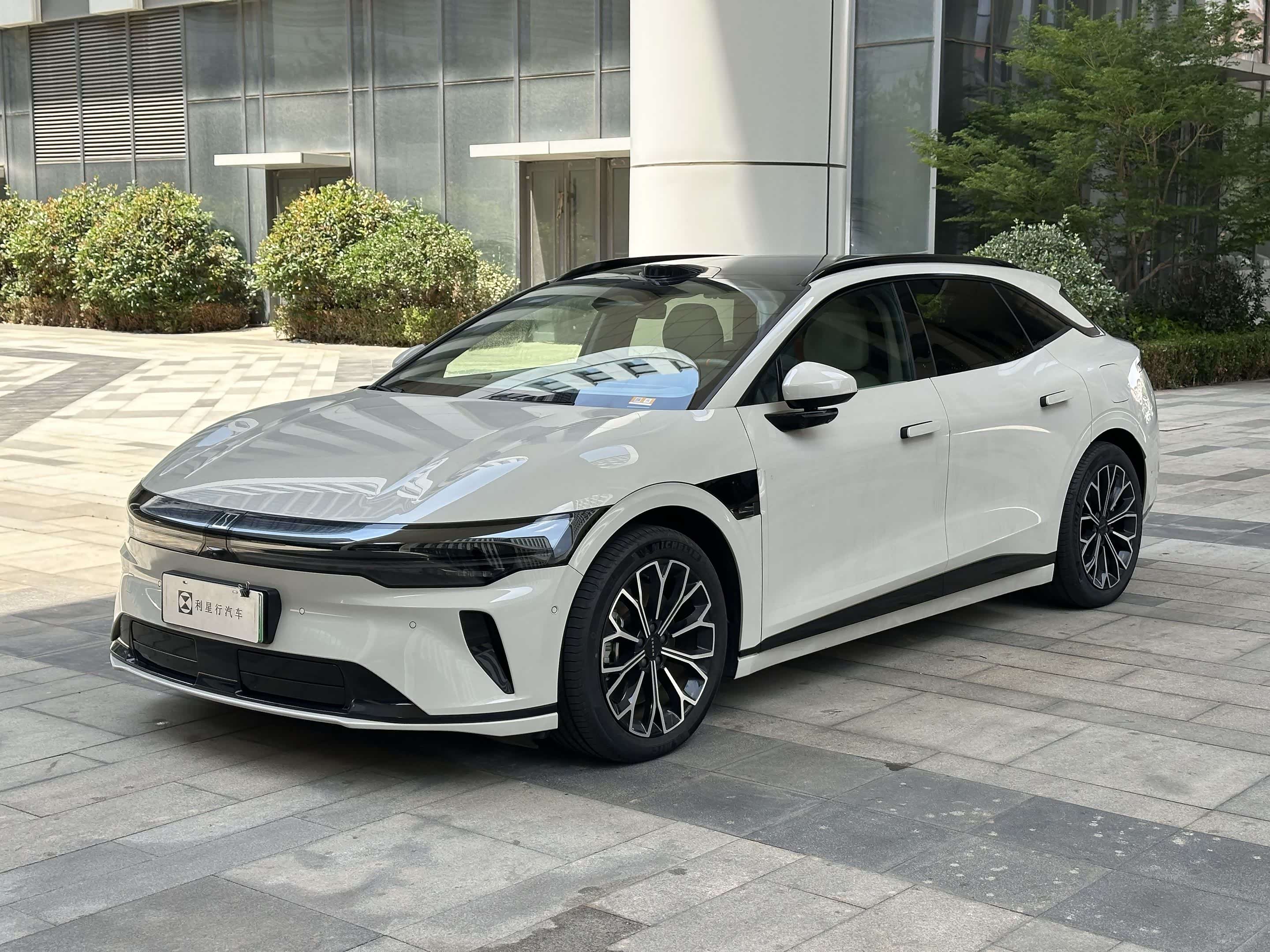 Zeekr 007GT