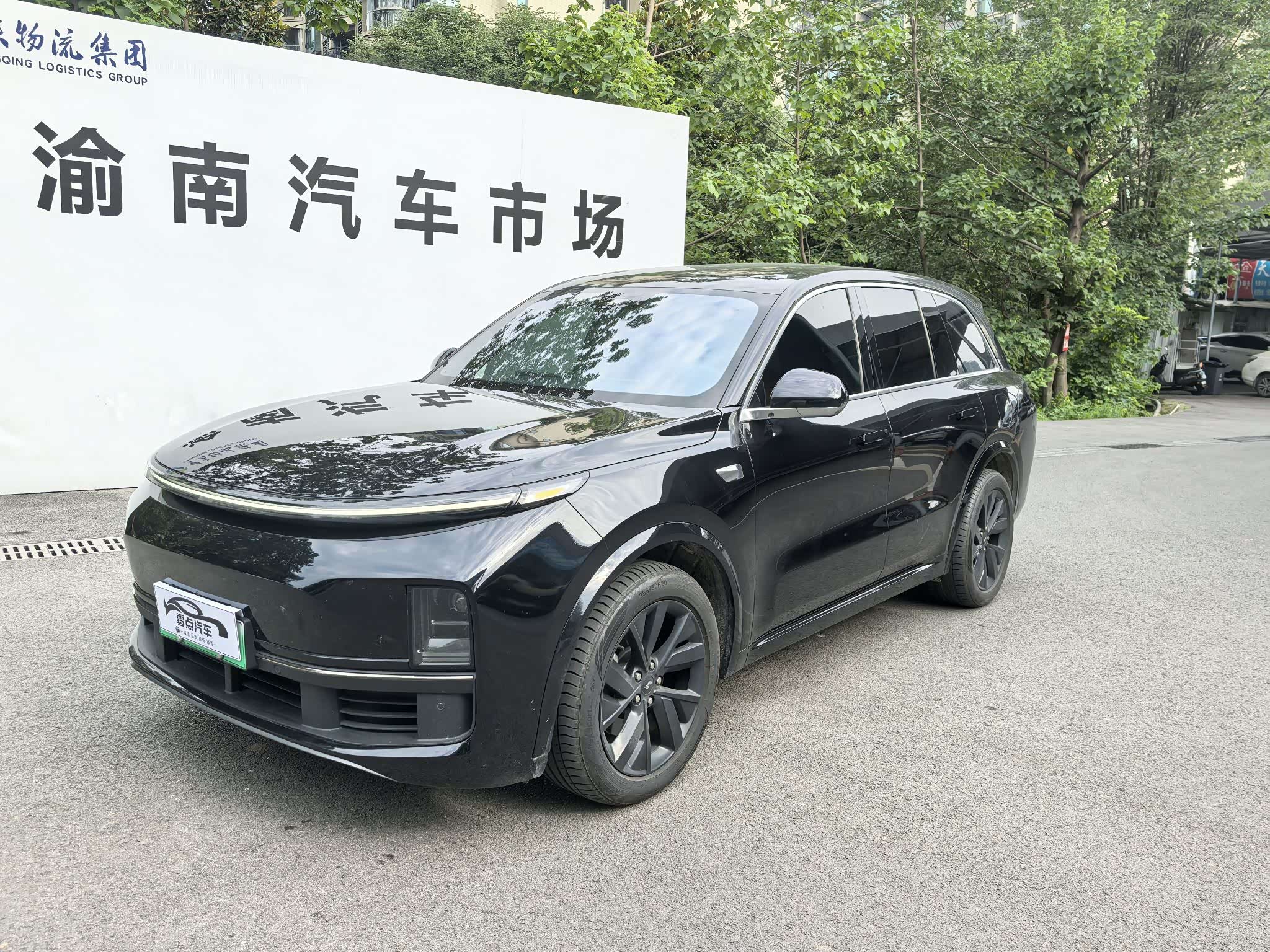 LiXiang L8