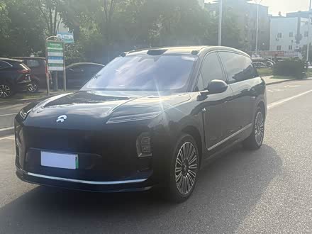 NIO ES8