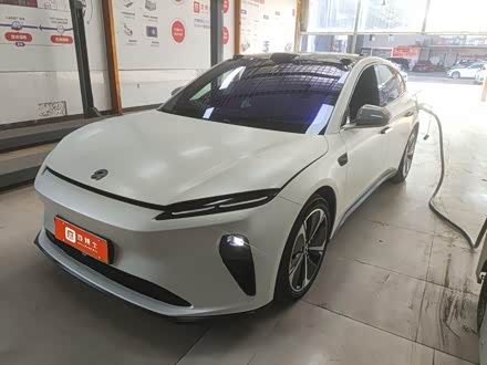 NIO ET5T