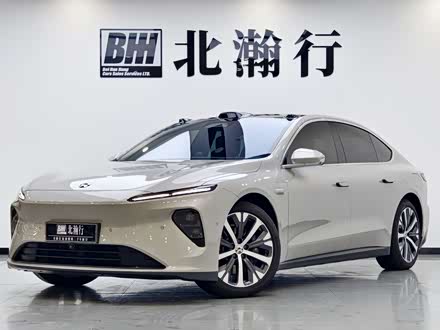 NIO ET7