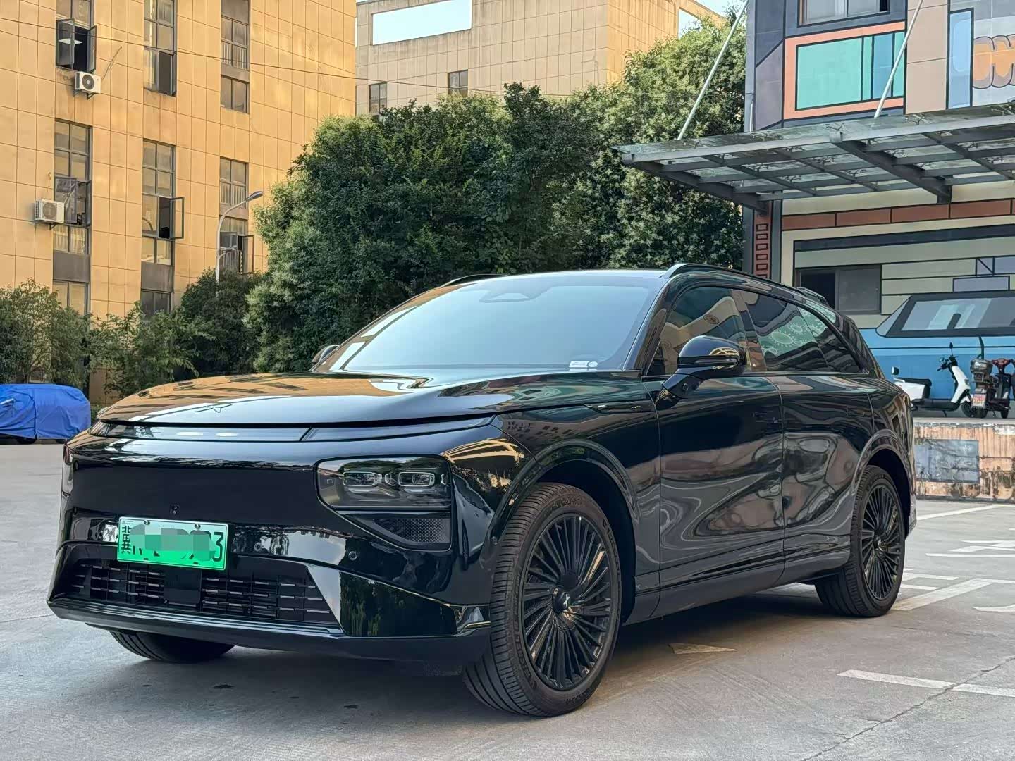 Xpeng G9