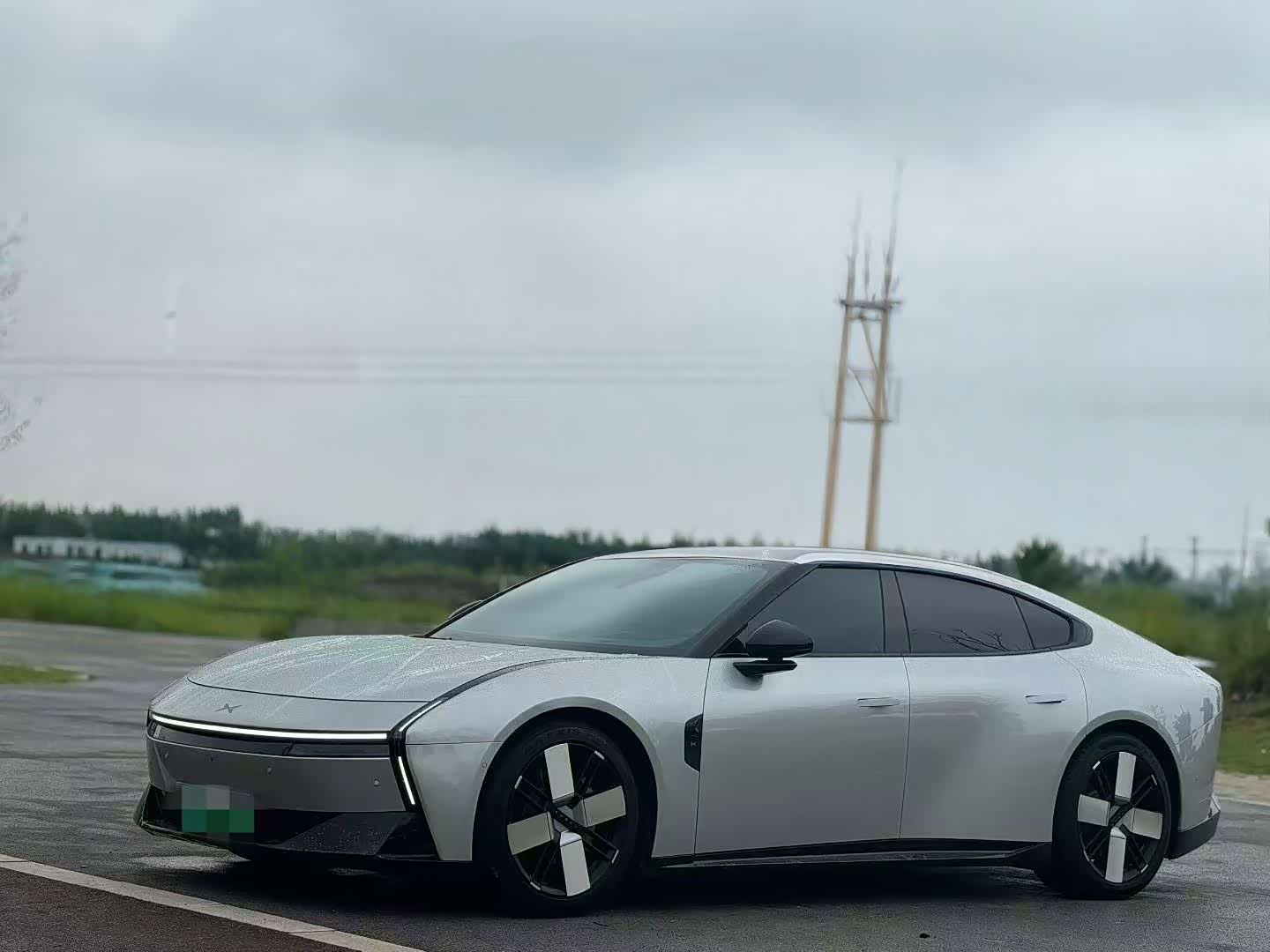Xpeng P7