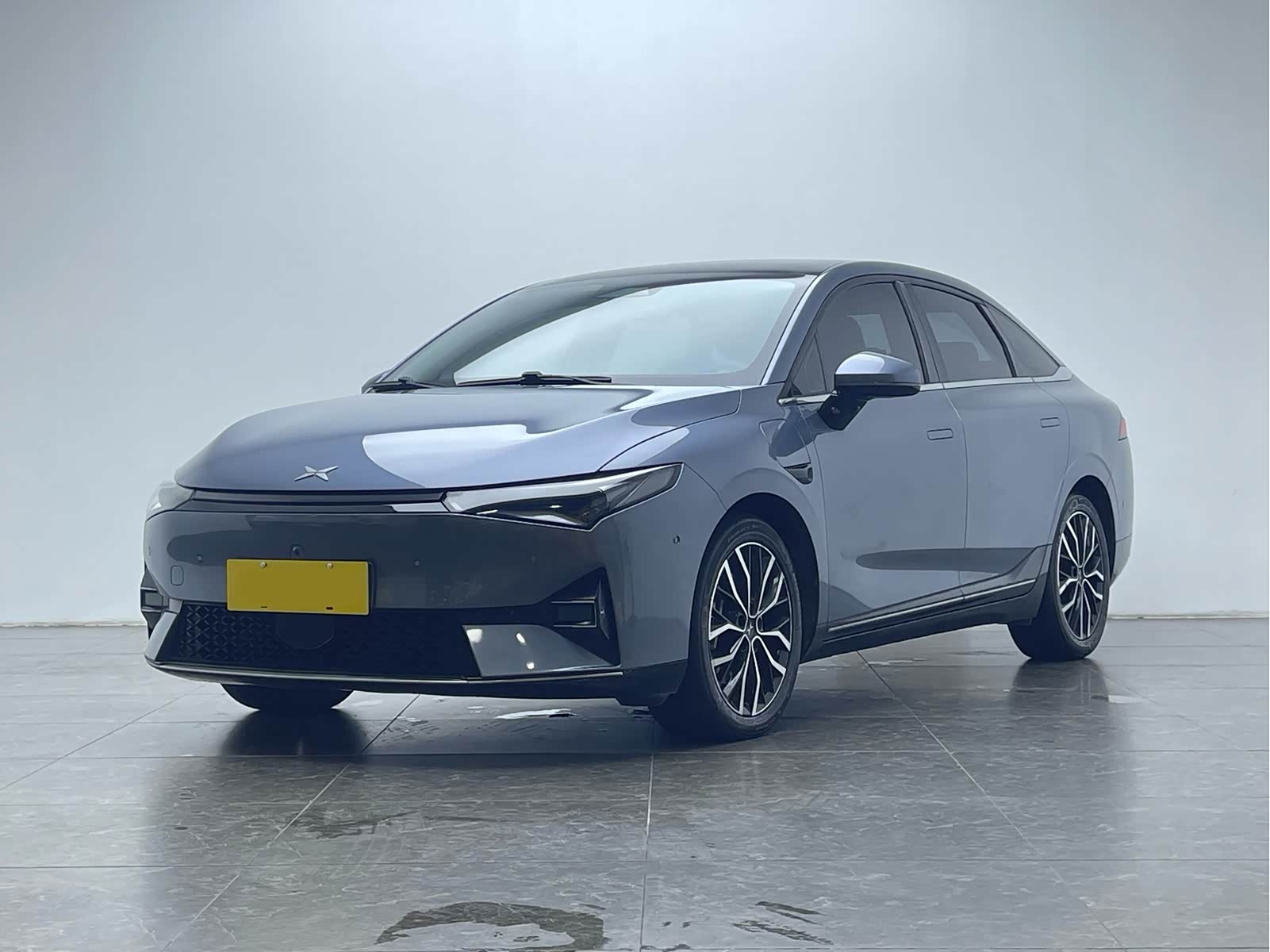 Xpeng P5