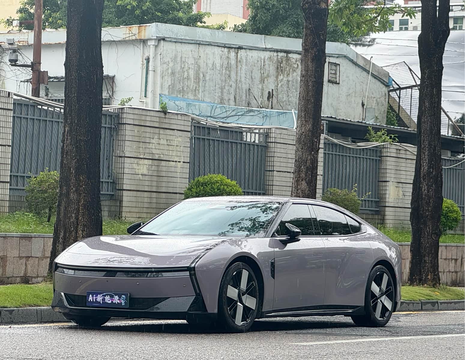 Xpeng P7