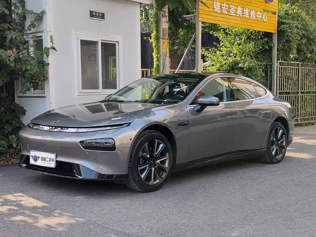 Xpeng P7