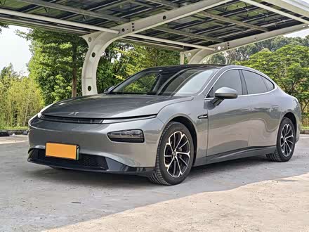 Xpeng P7