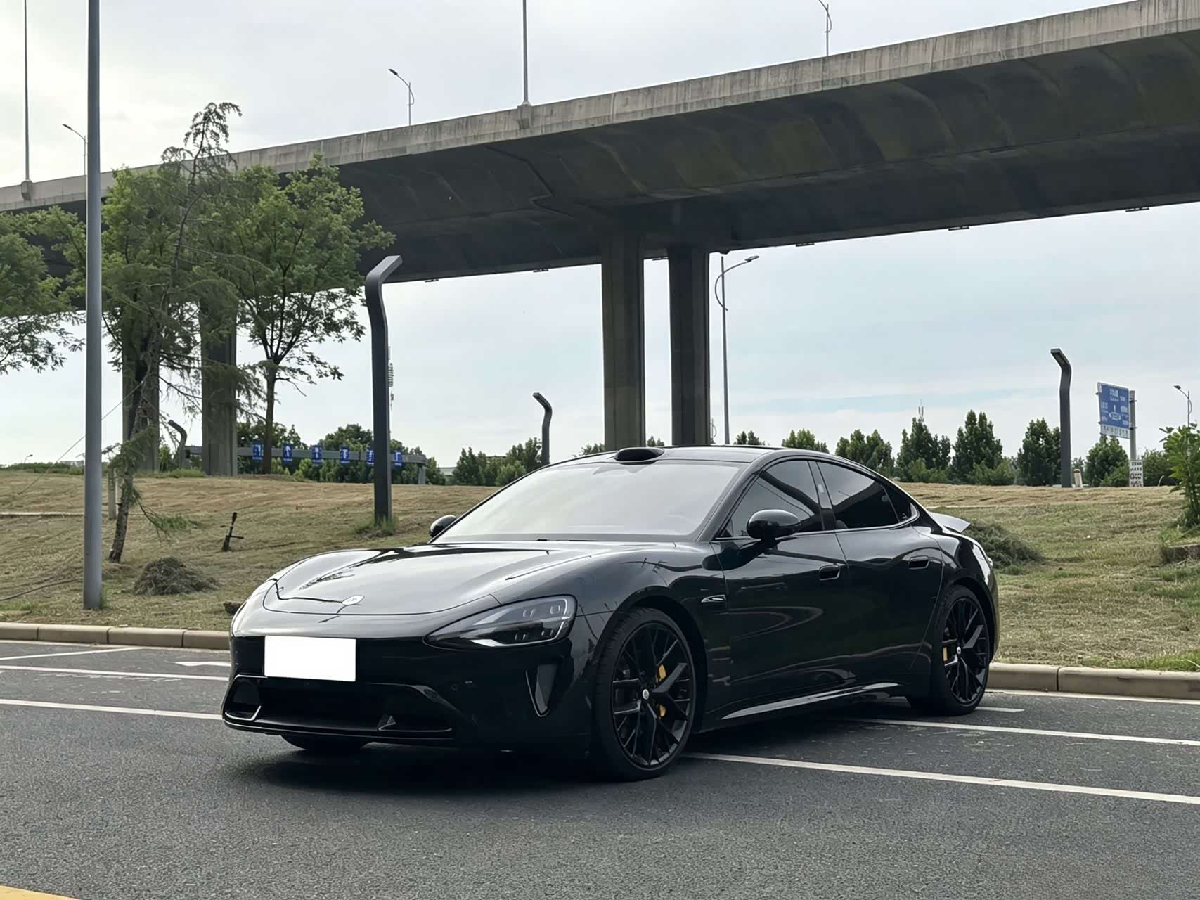 Xiaomi SU7