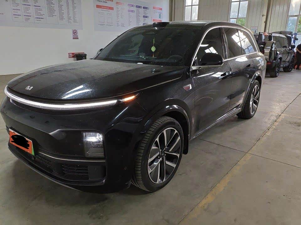 LiXiang L8
