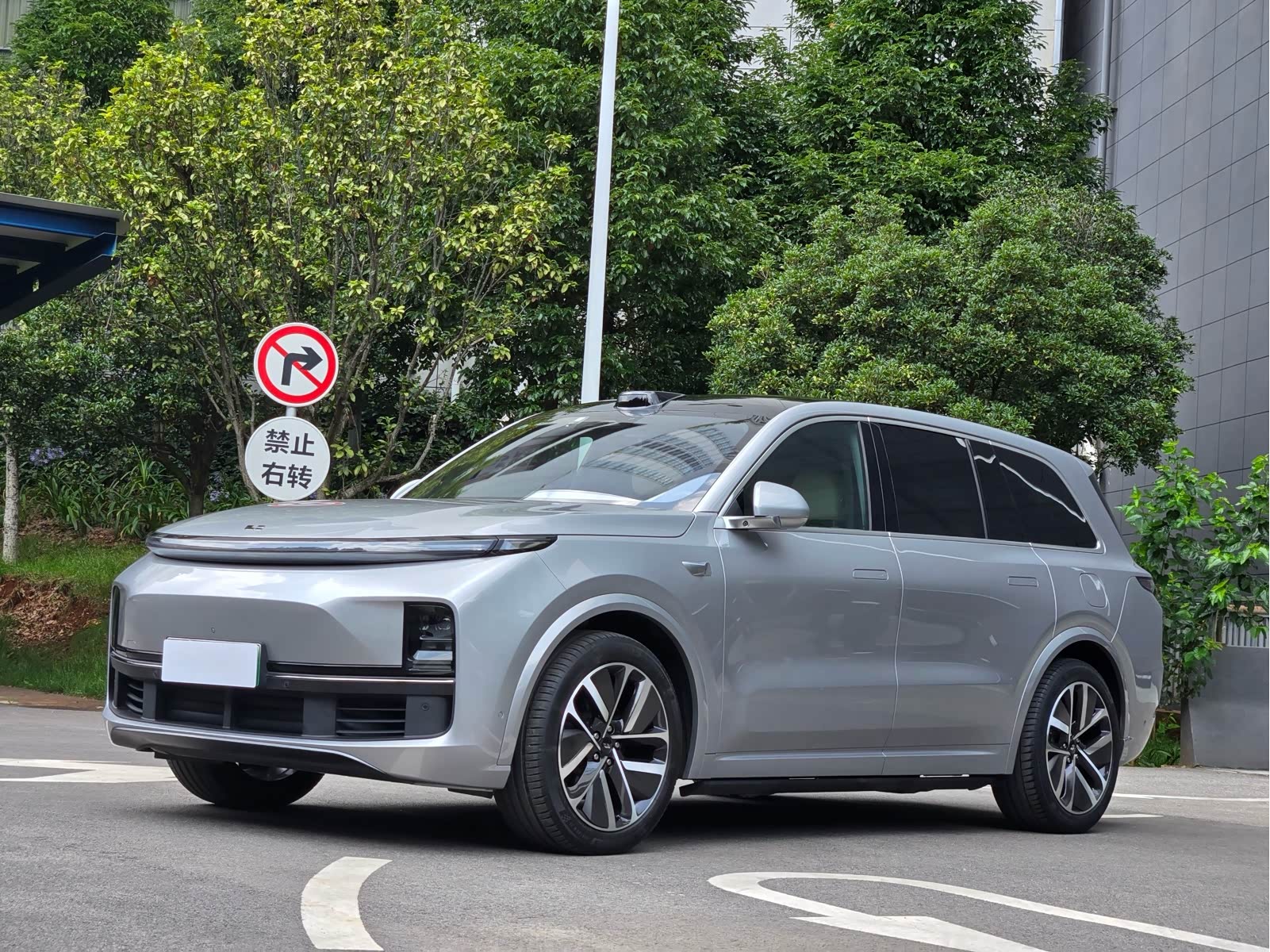 LiXiang L9