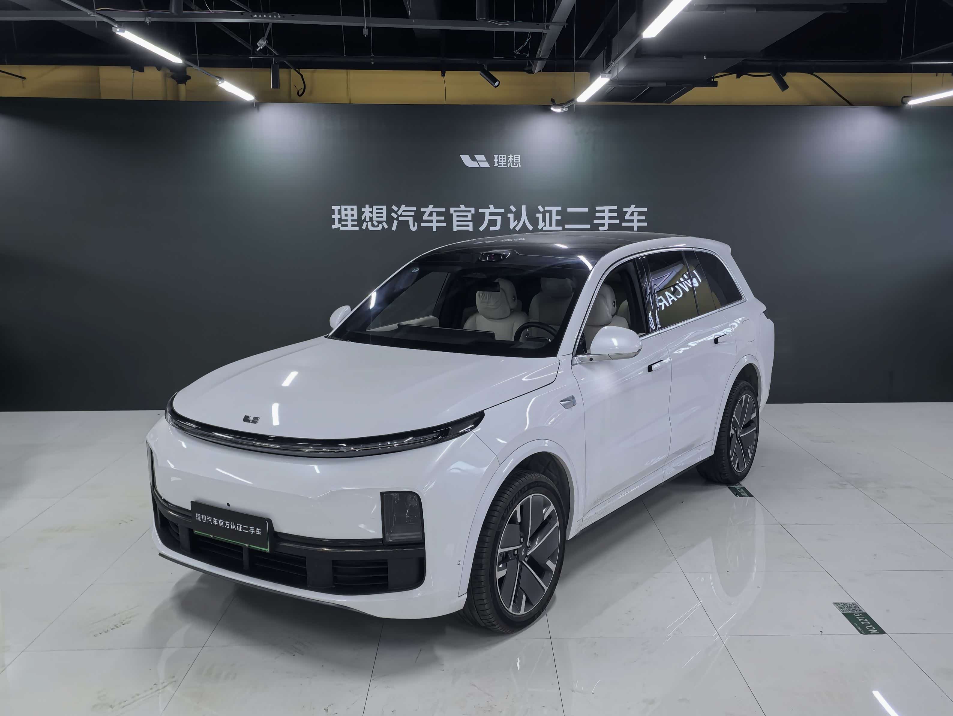 LiXiang L8