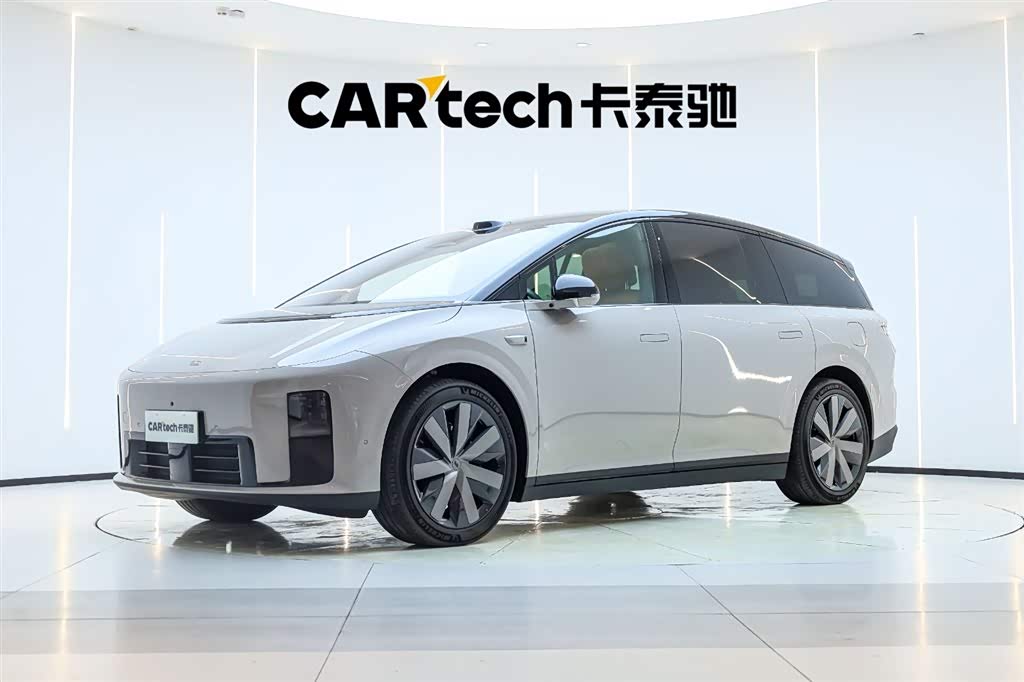 LiXiang i8