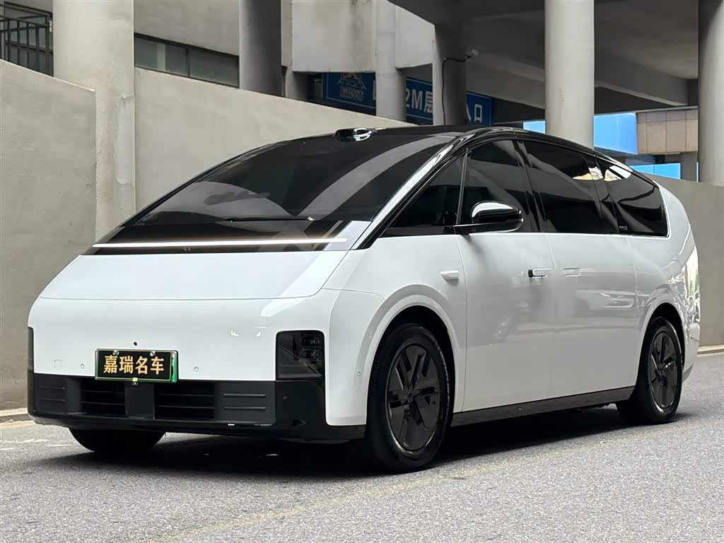 LiXiang MEGA