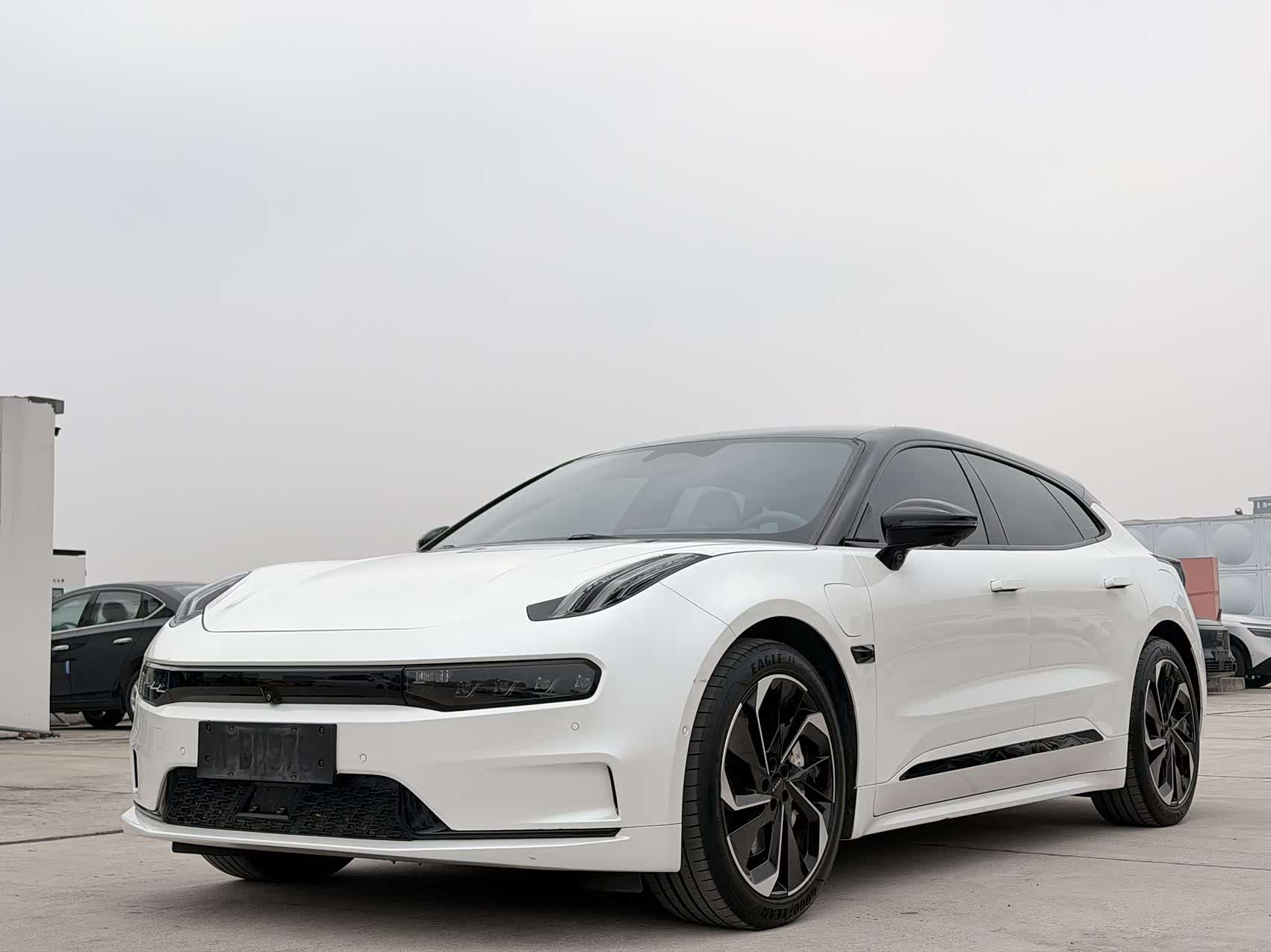 Zeekr 001