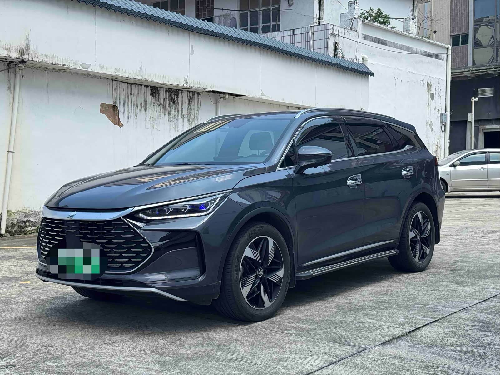 BYD Tang