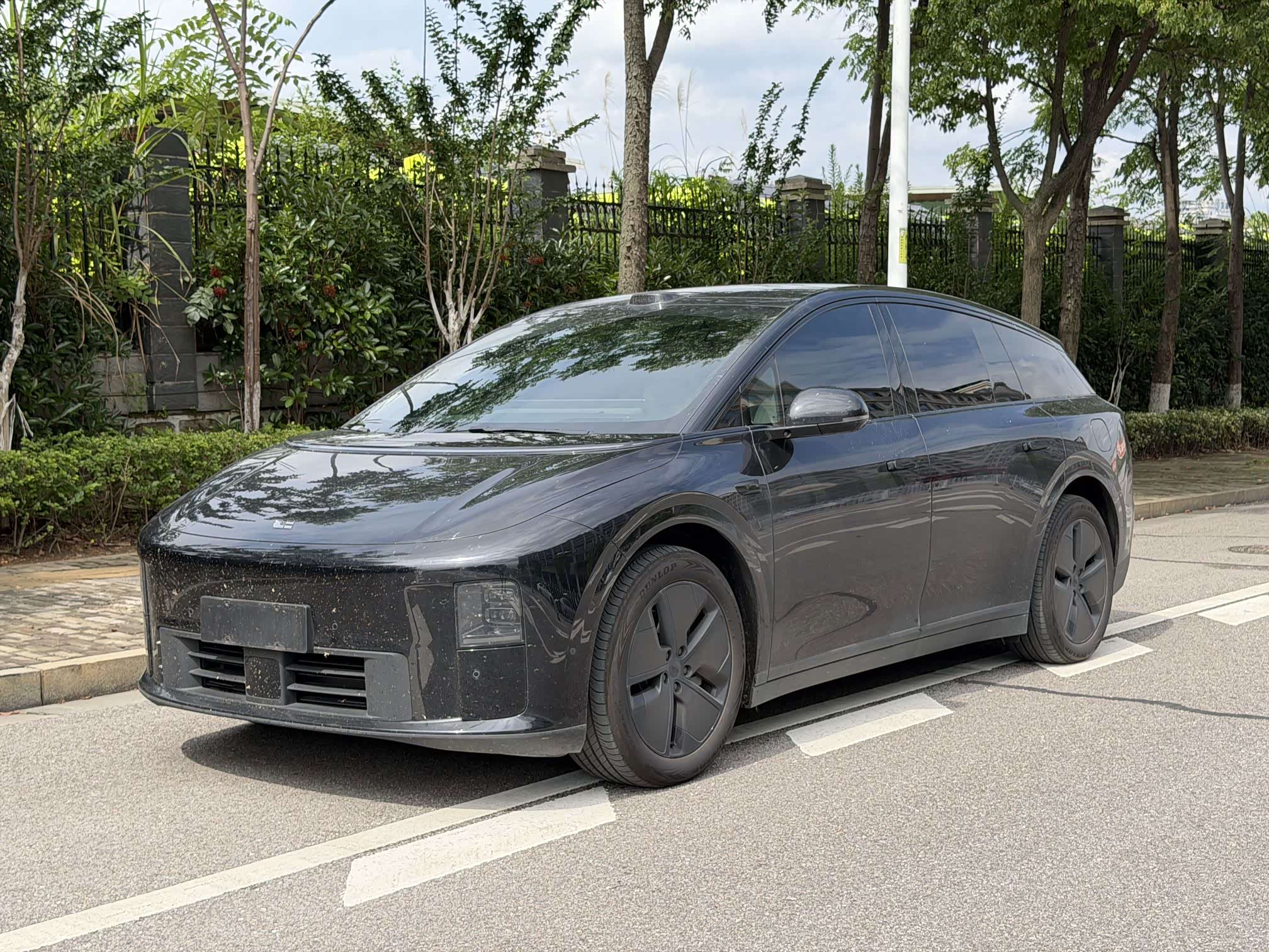 LiXiang i6