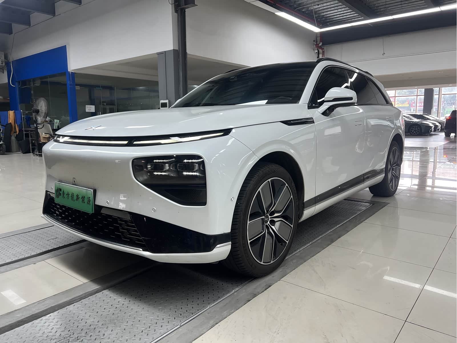 Xpeng G9