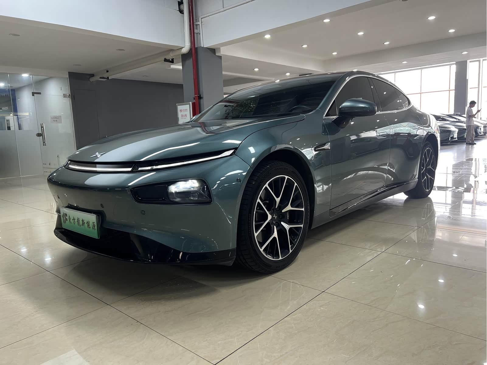 Xpeng P7