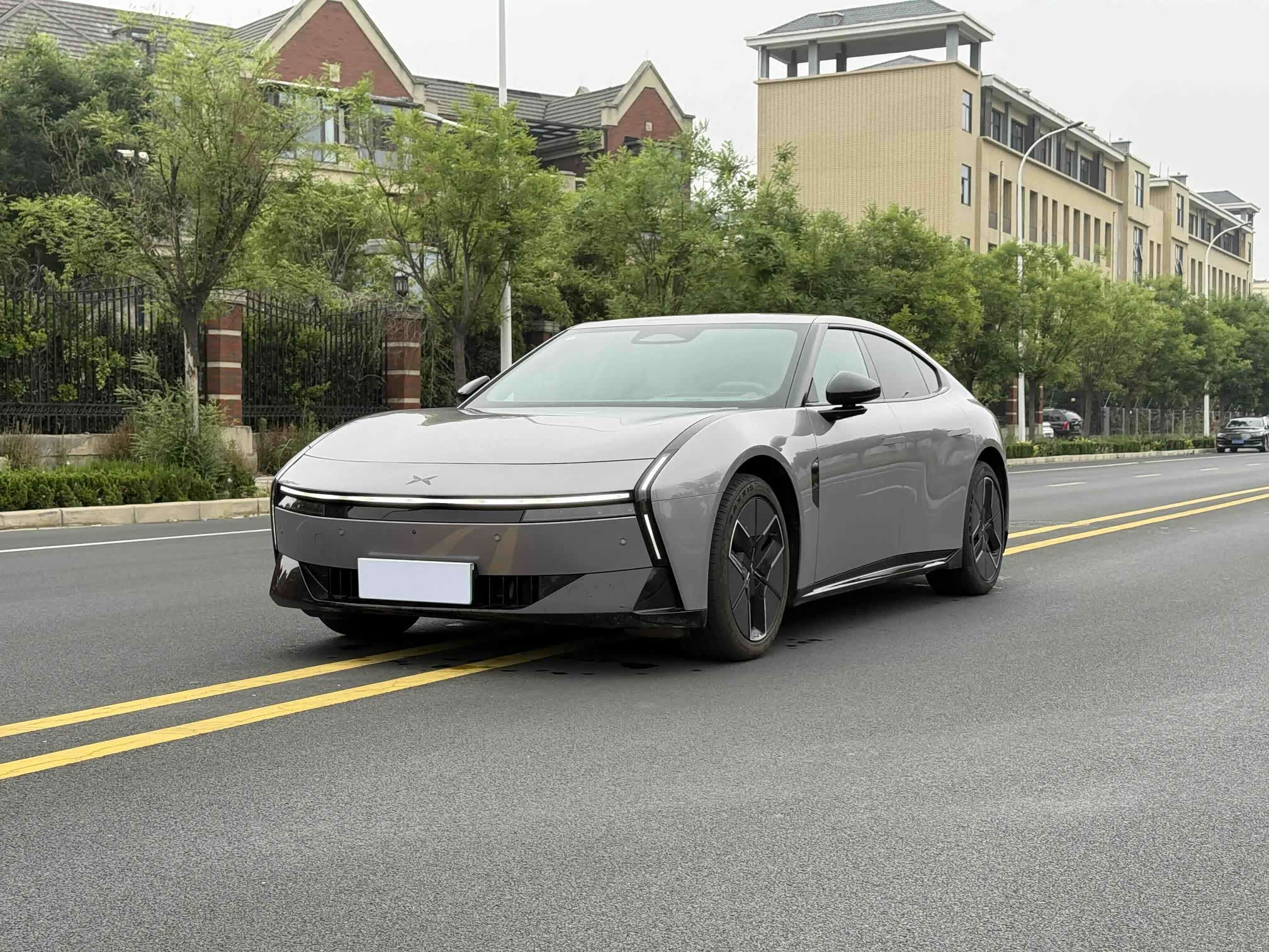 Xpeng P7