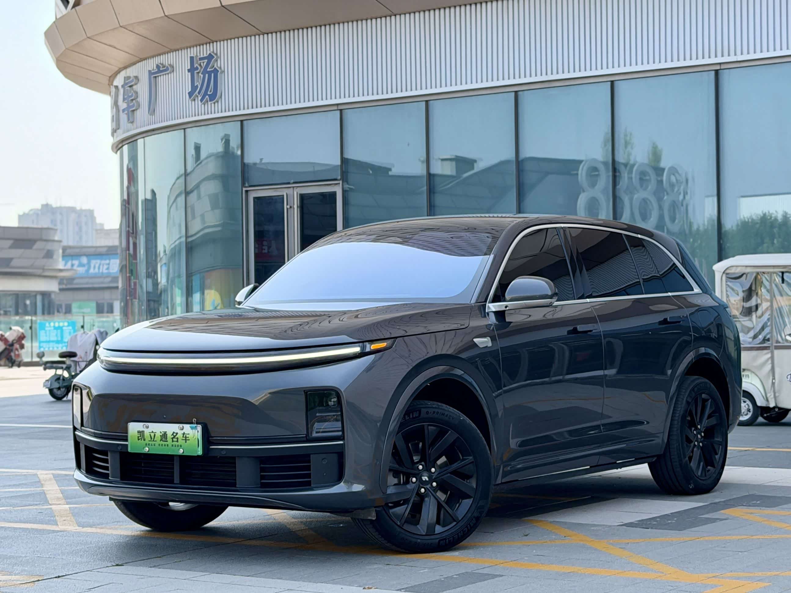 LiXiang L7