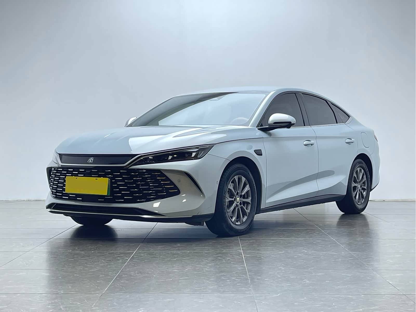 BYD Qin L