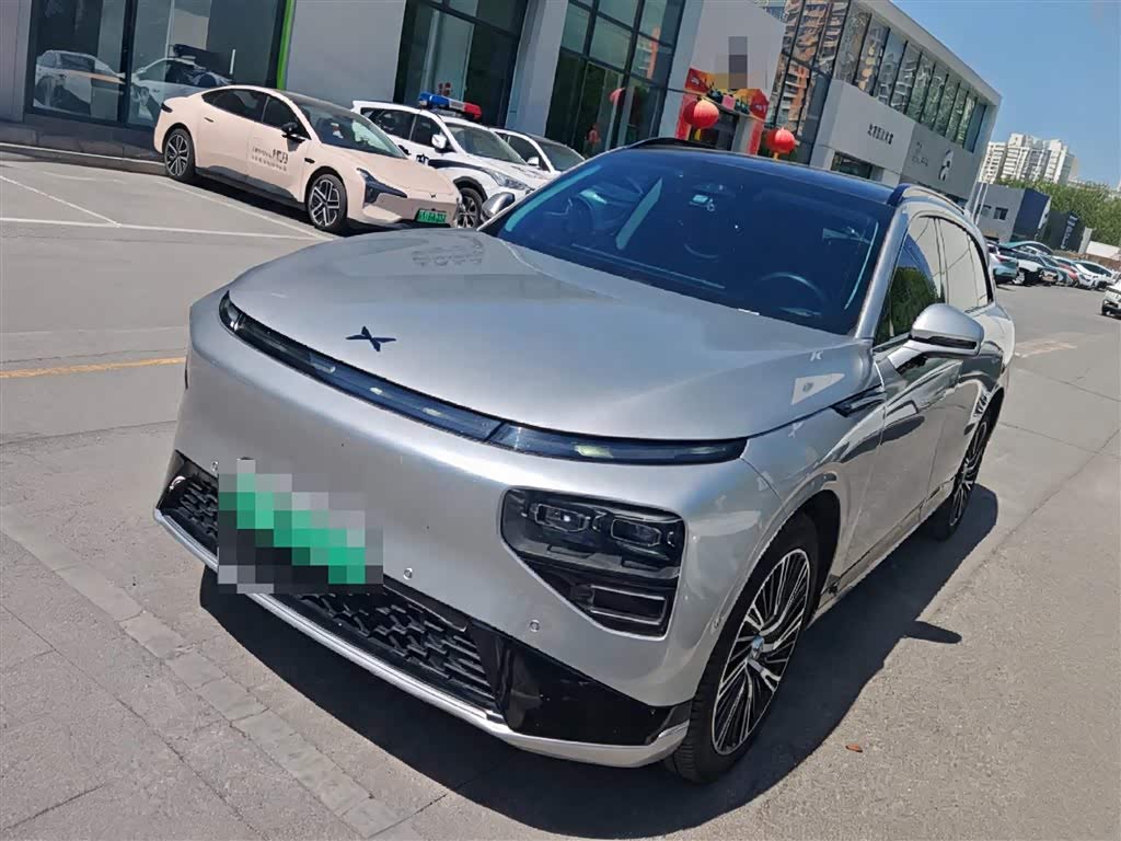 Xpeng G9