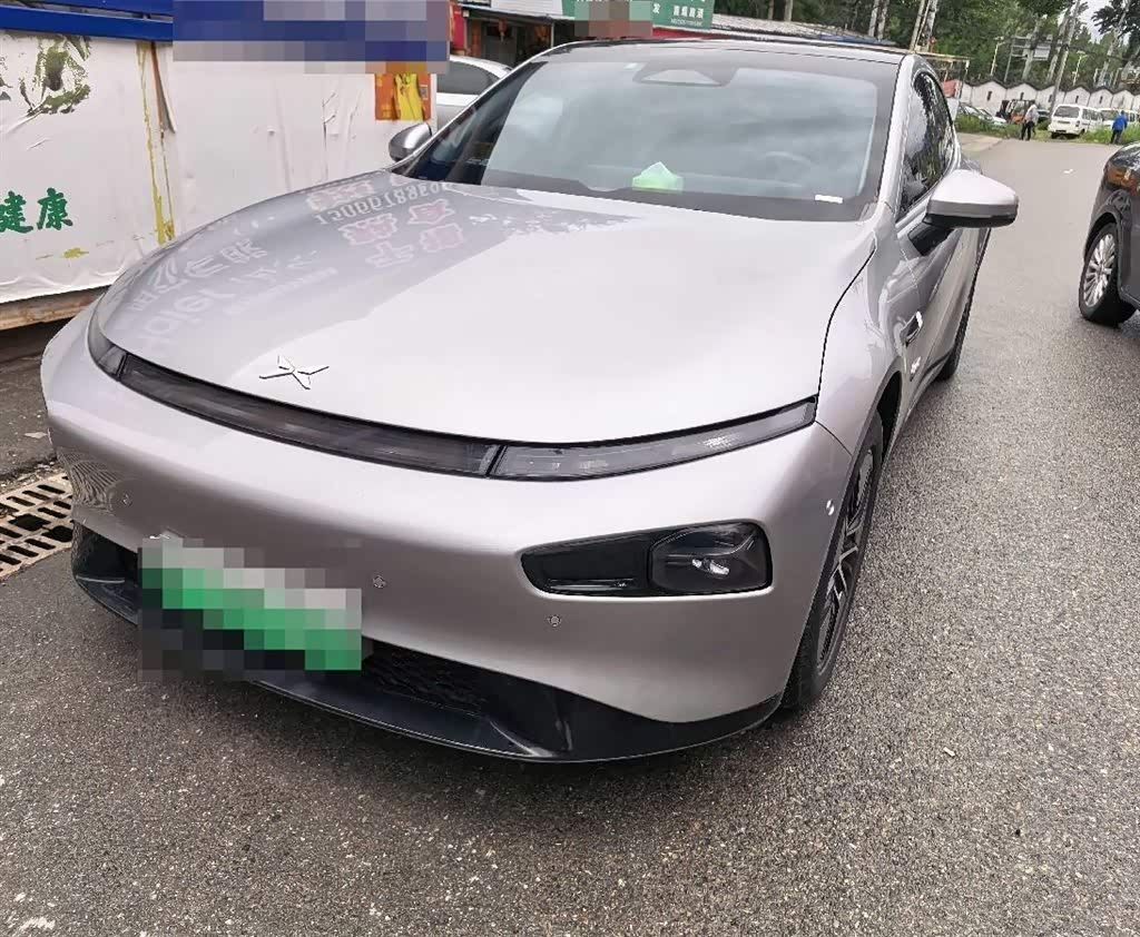 Xpeng P7
