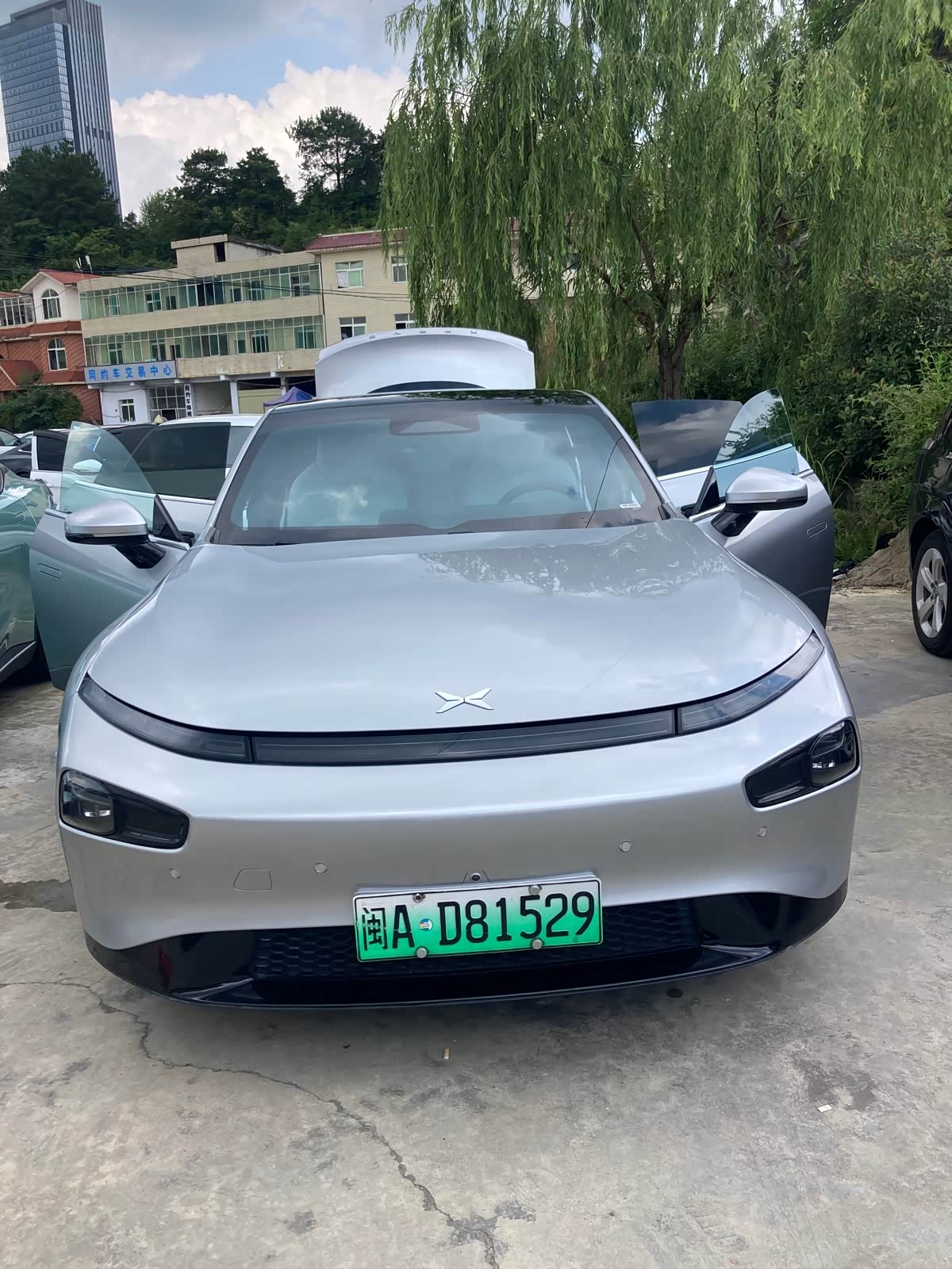 Xpeng P7