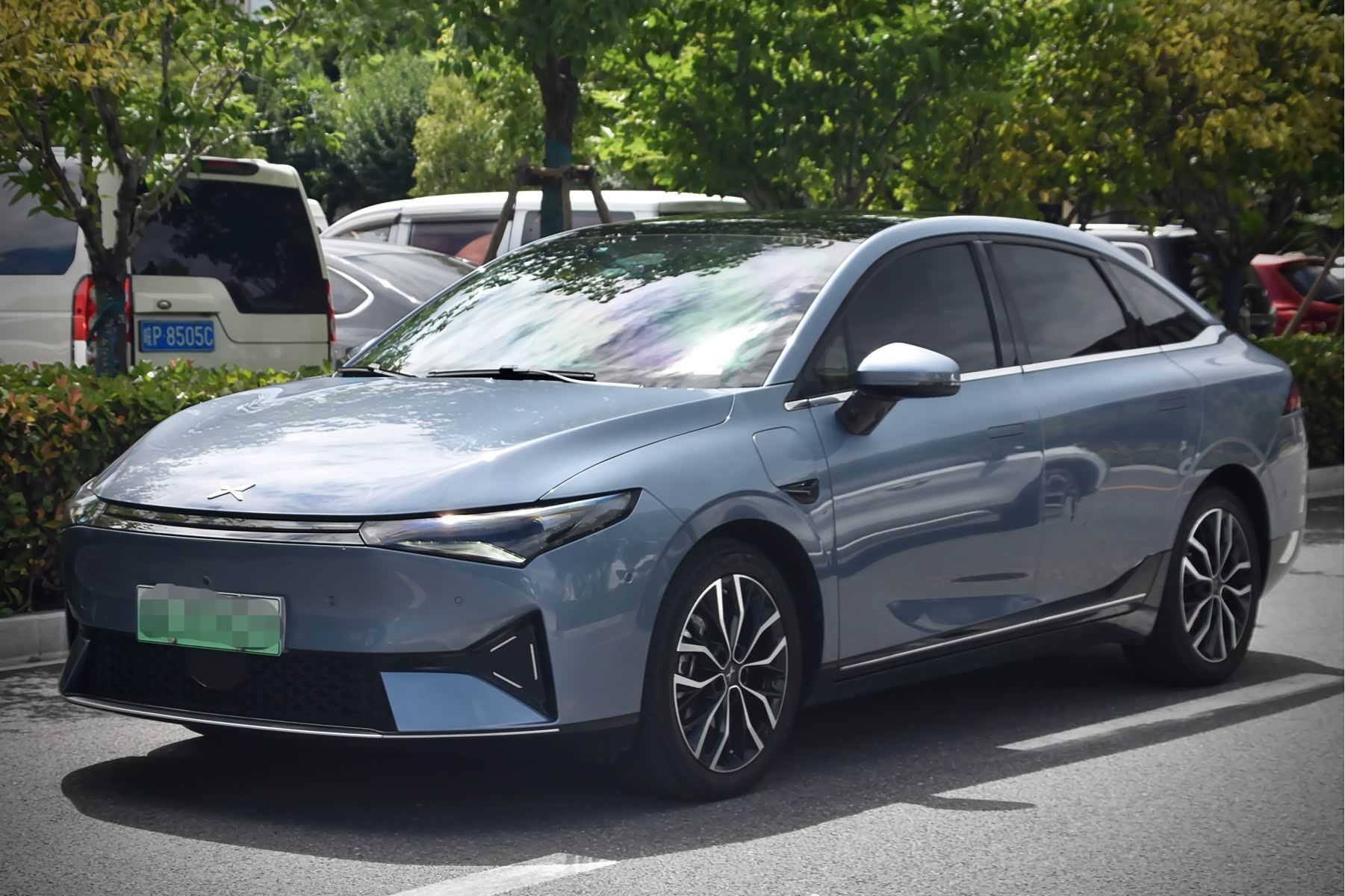 Xpeng P5