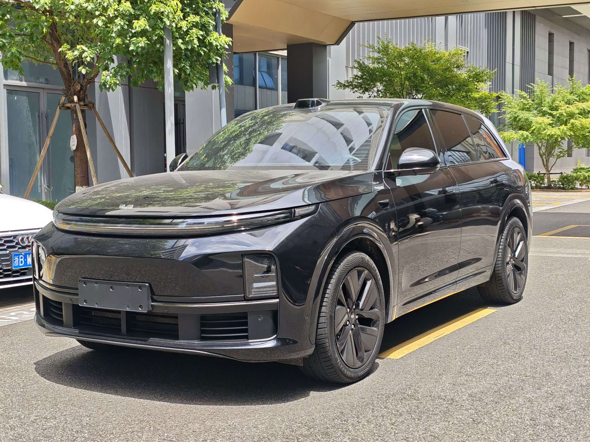 LiXiang L7