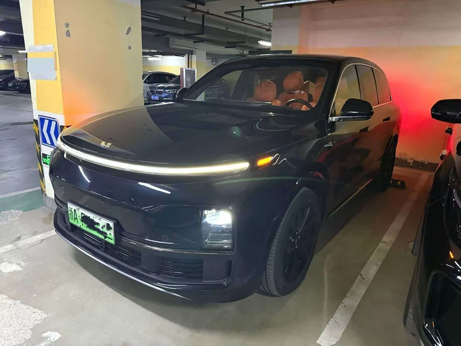 LiXiang L8