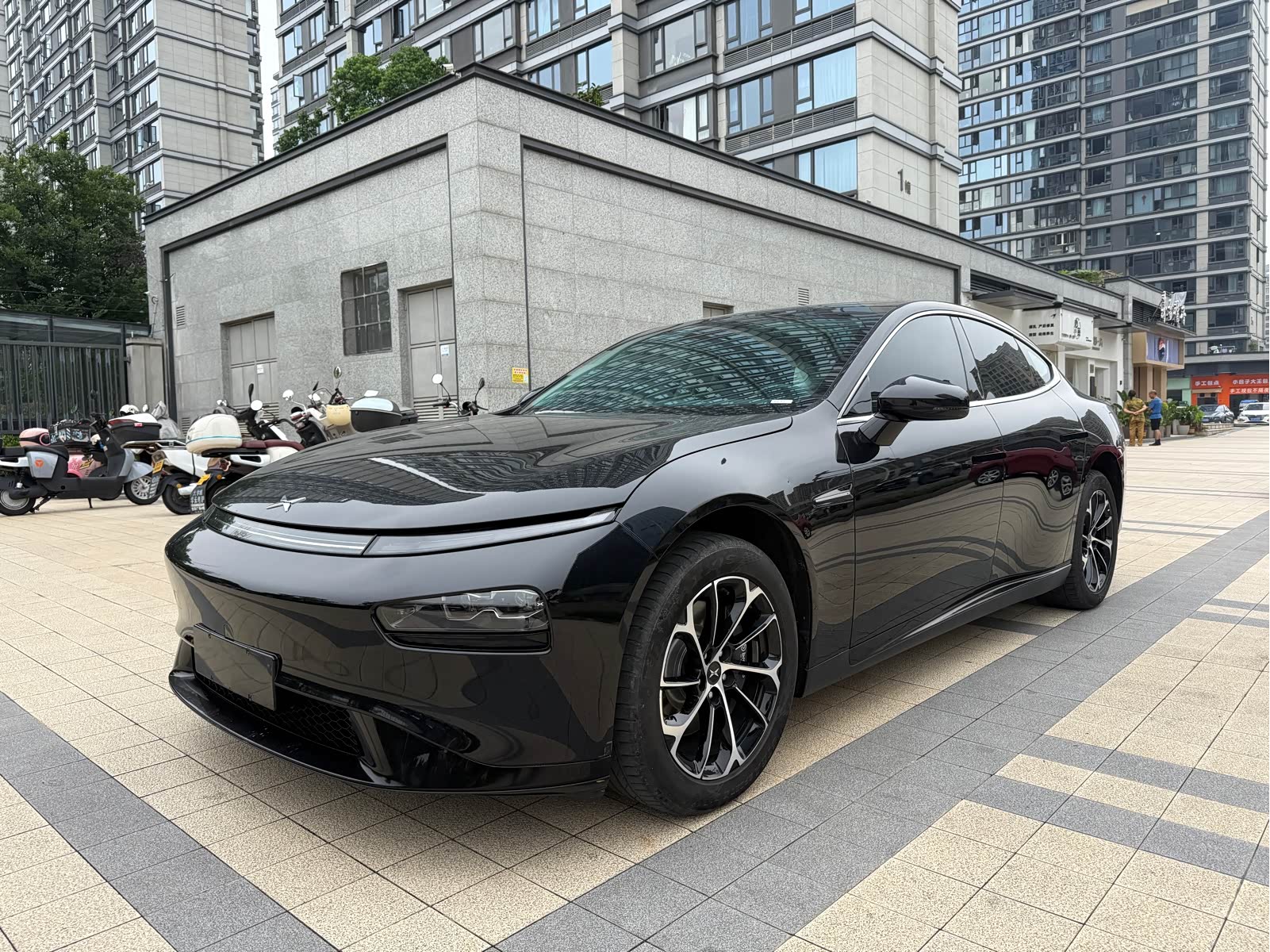 Xpeng P7