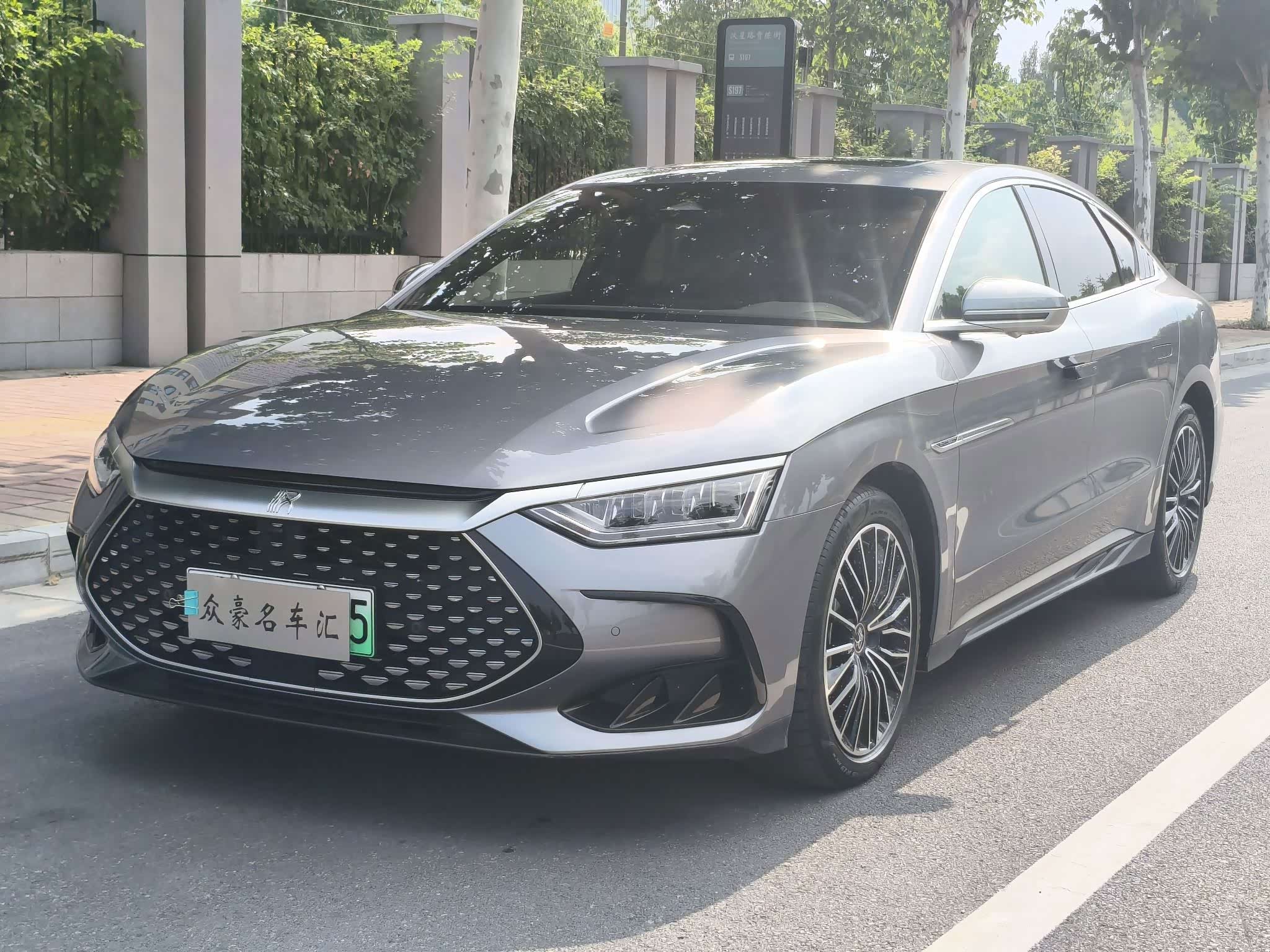 BYD Han