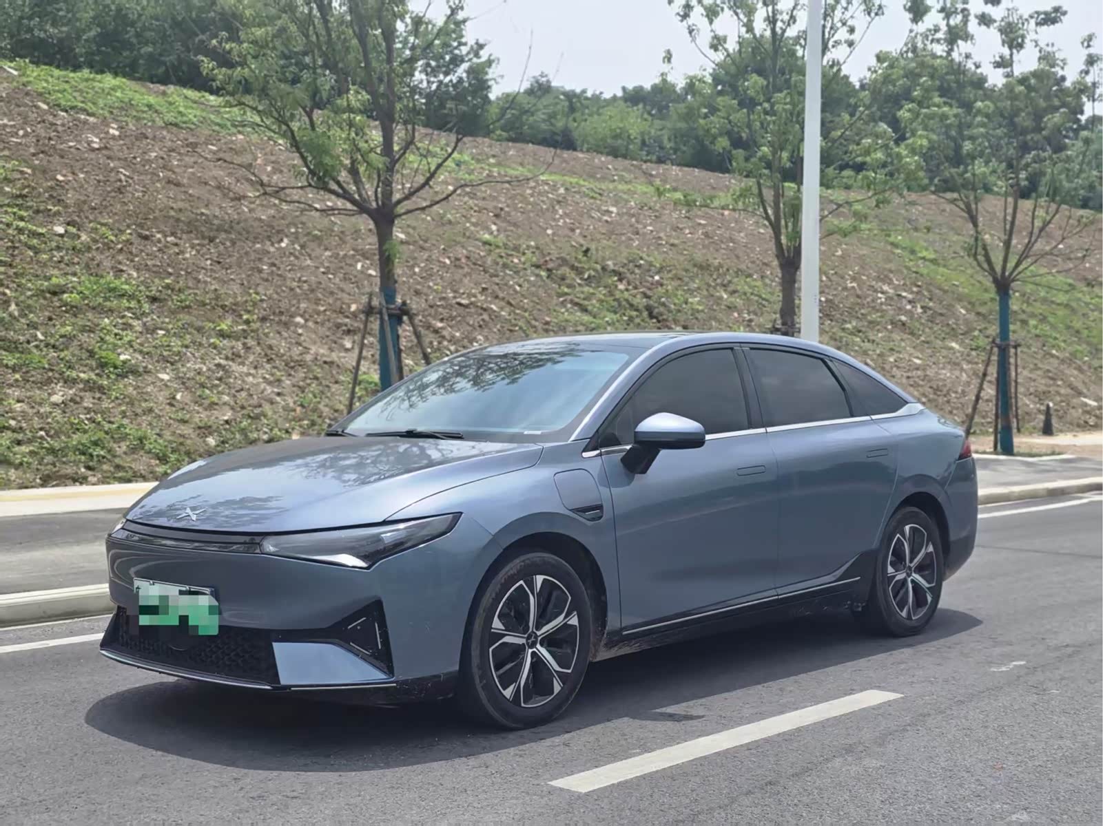 Xpeng P5