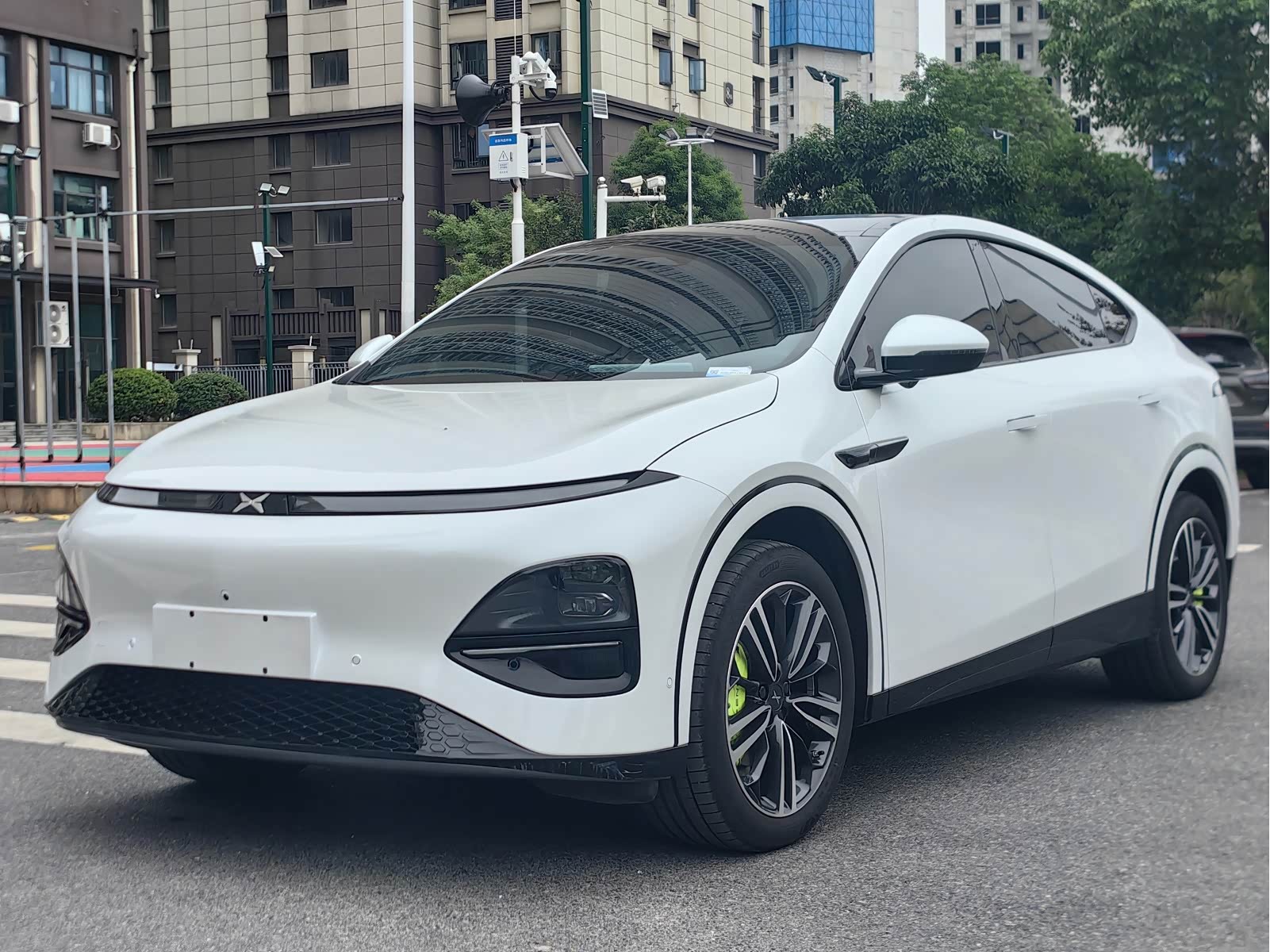 Xpeng G6