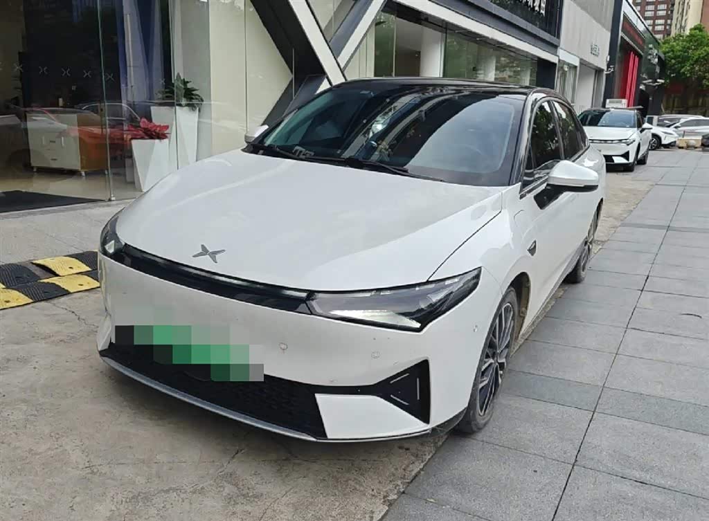 Xpeng P5