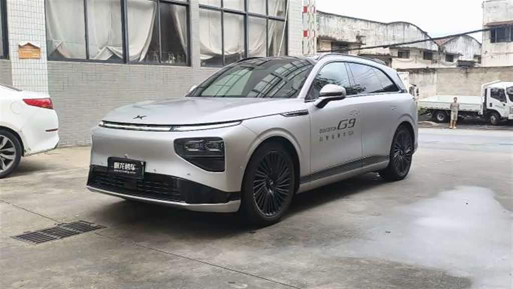 Xpeng G9
