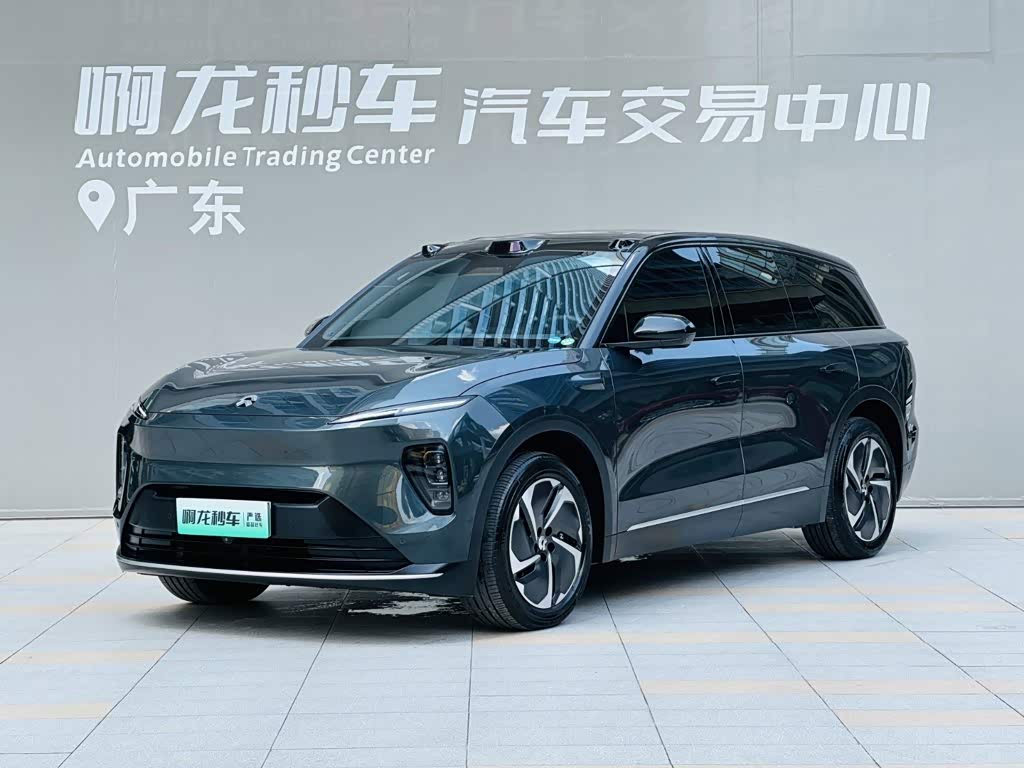 NIO ES8