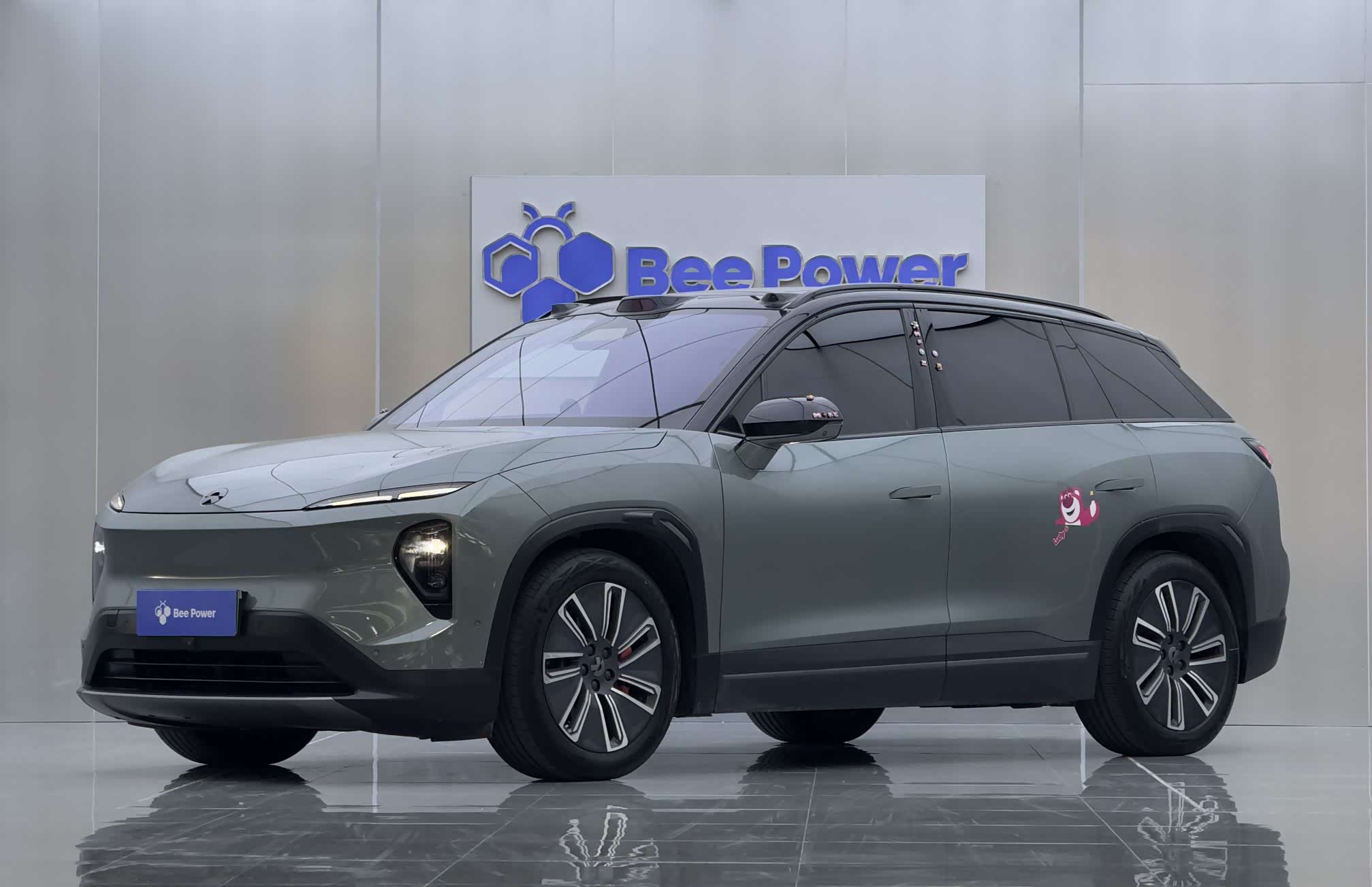 NIO ES7