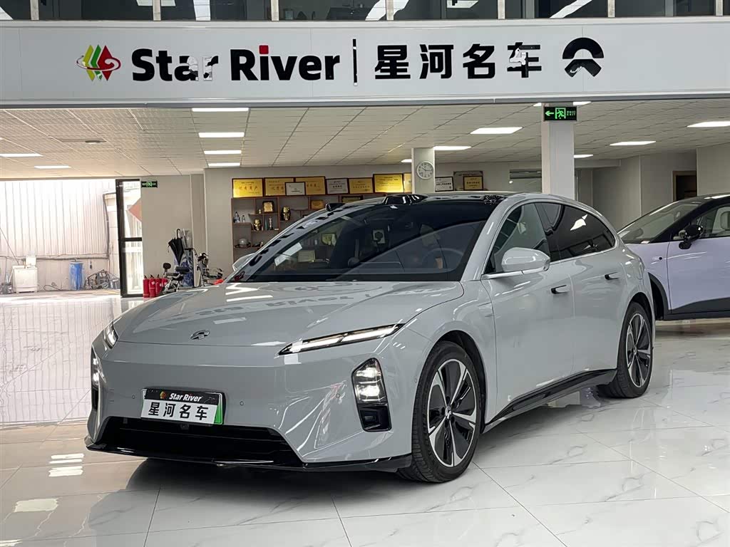NIO ET5T