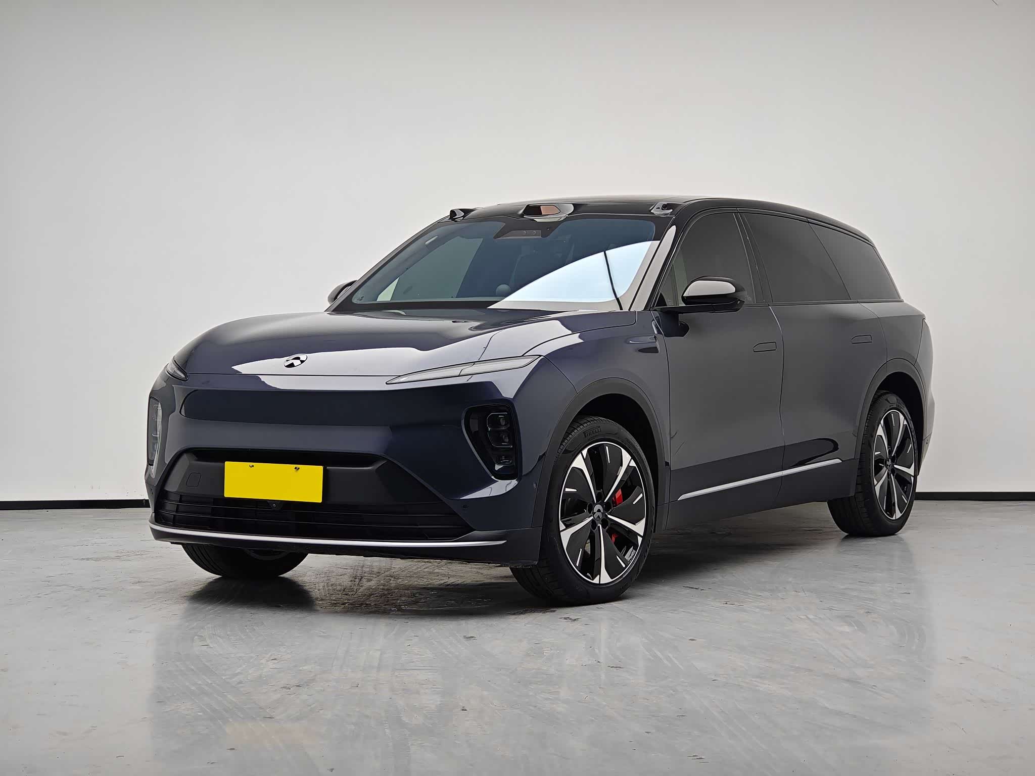 NIO ES8