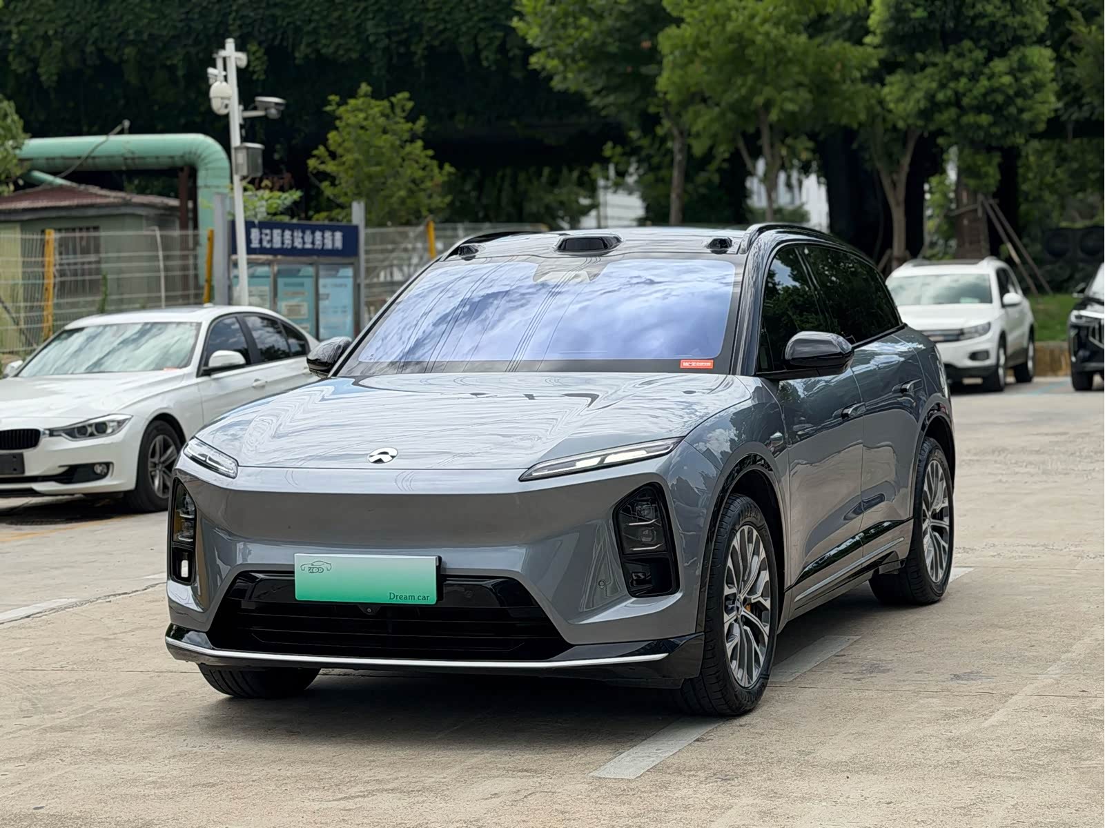 NIO ES6