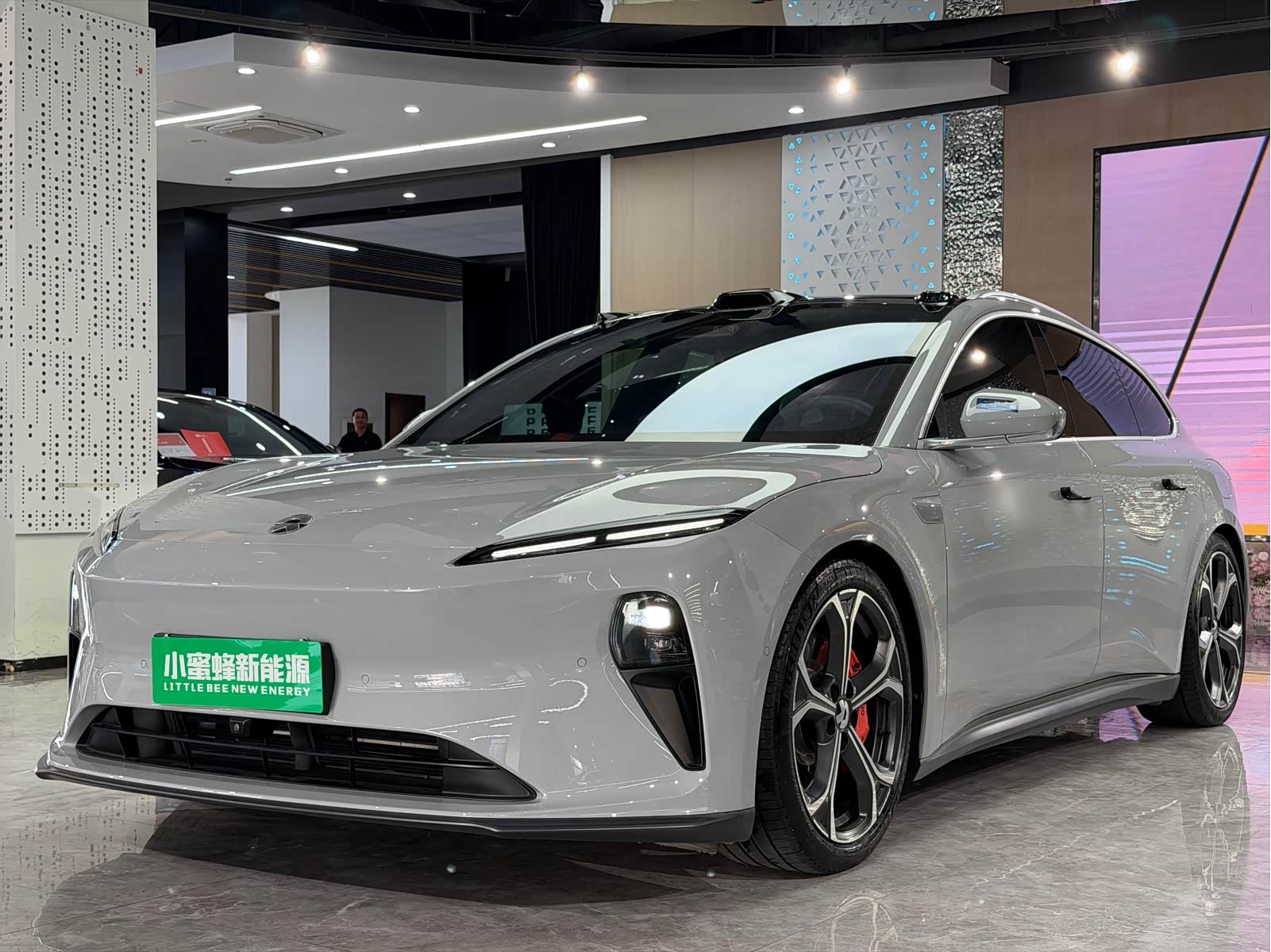 NIO ET5T