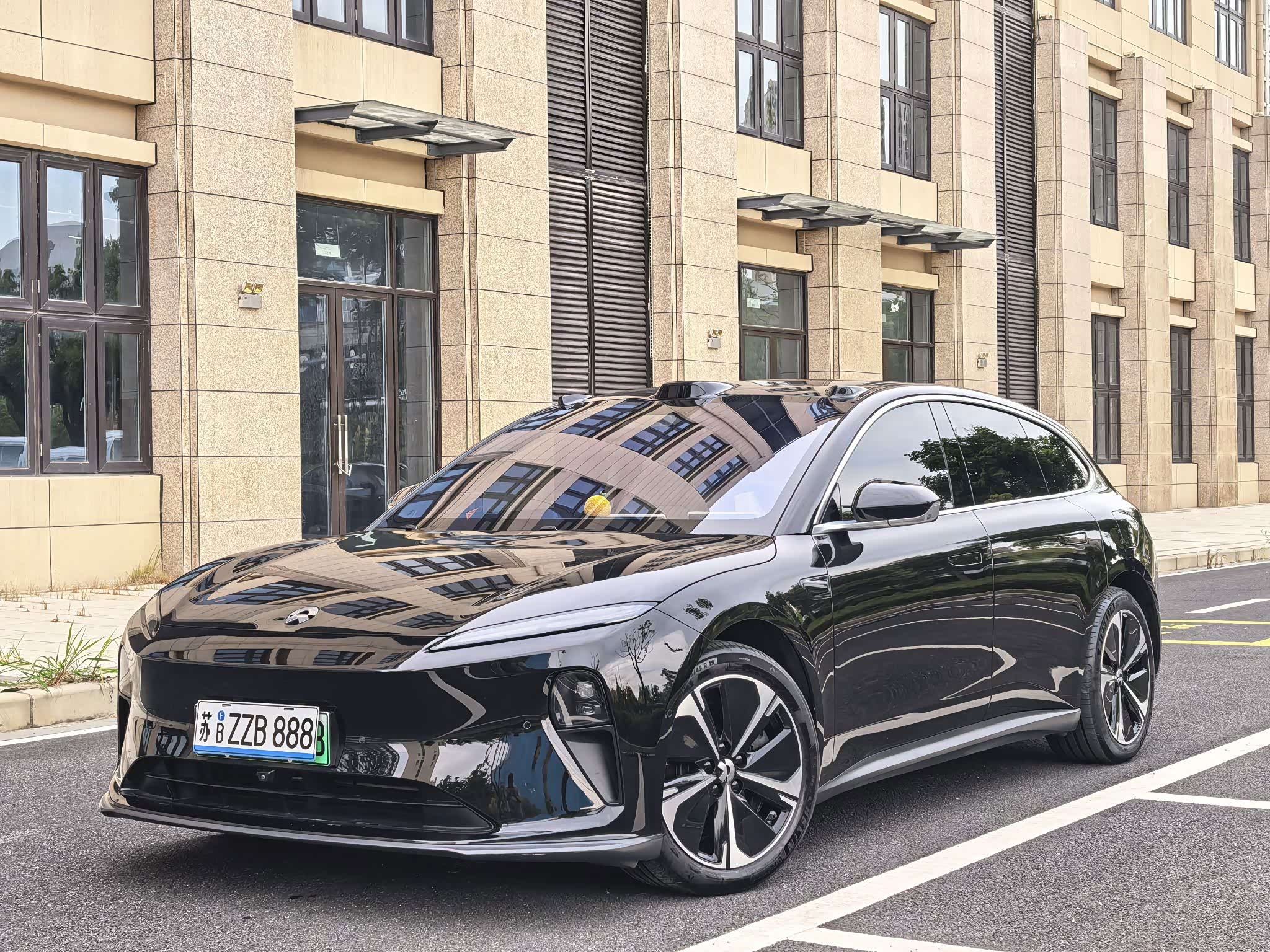 NIO ET5T