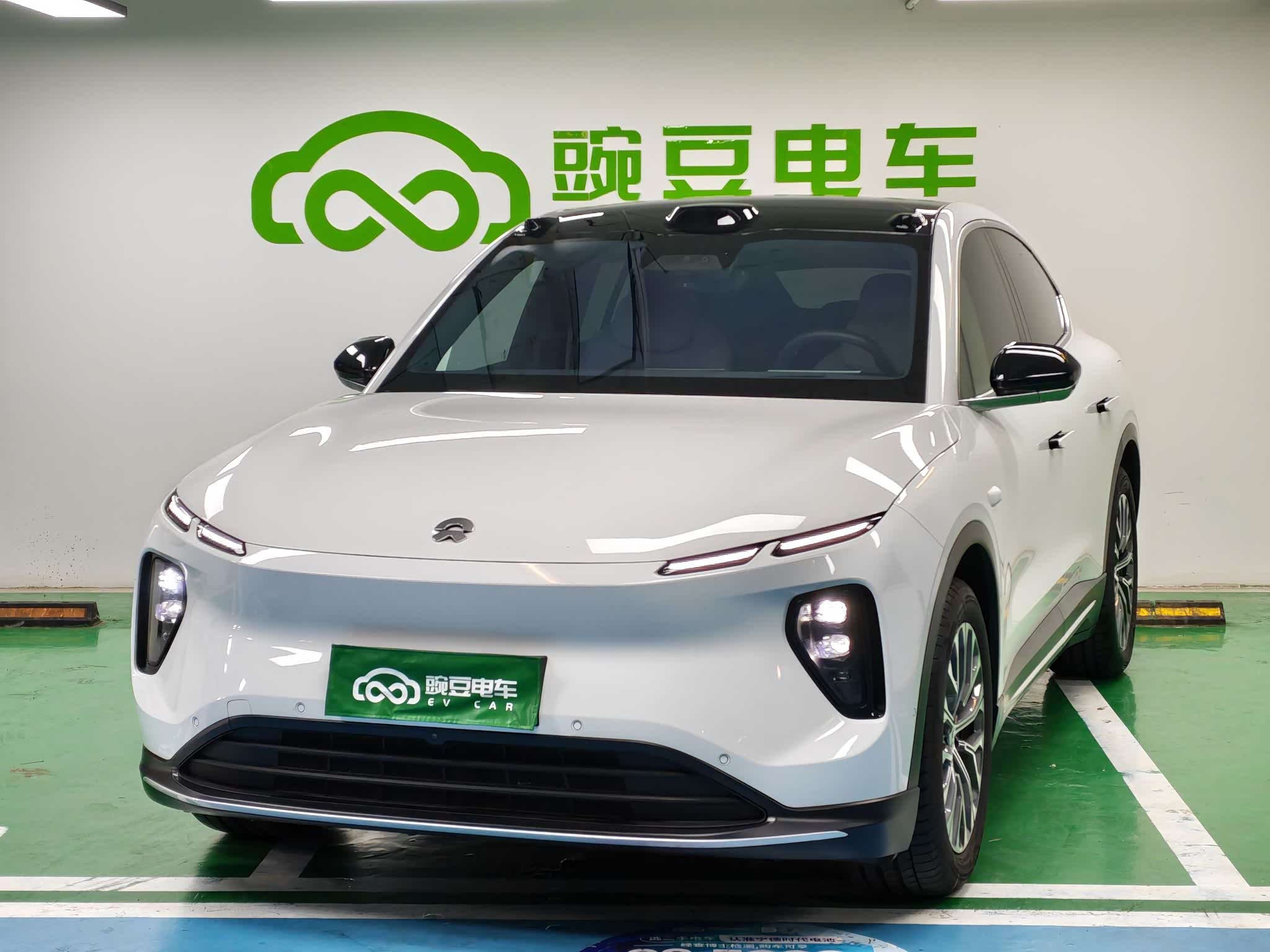NIO EC6