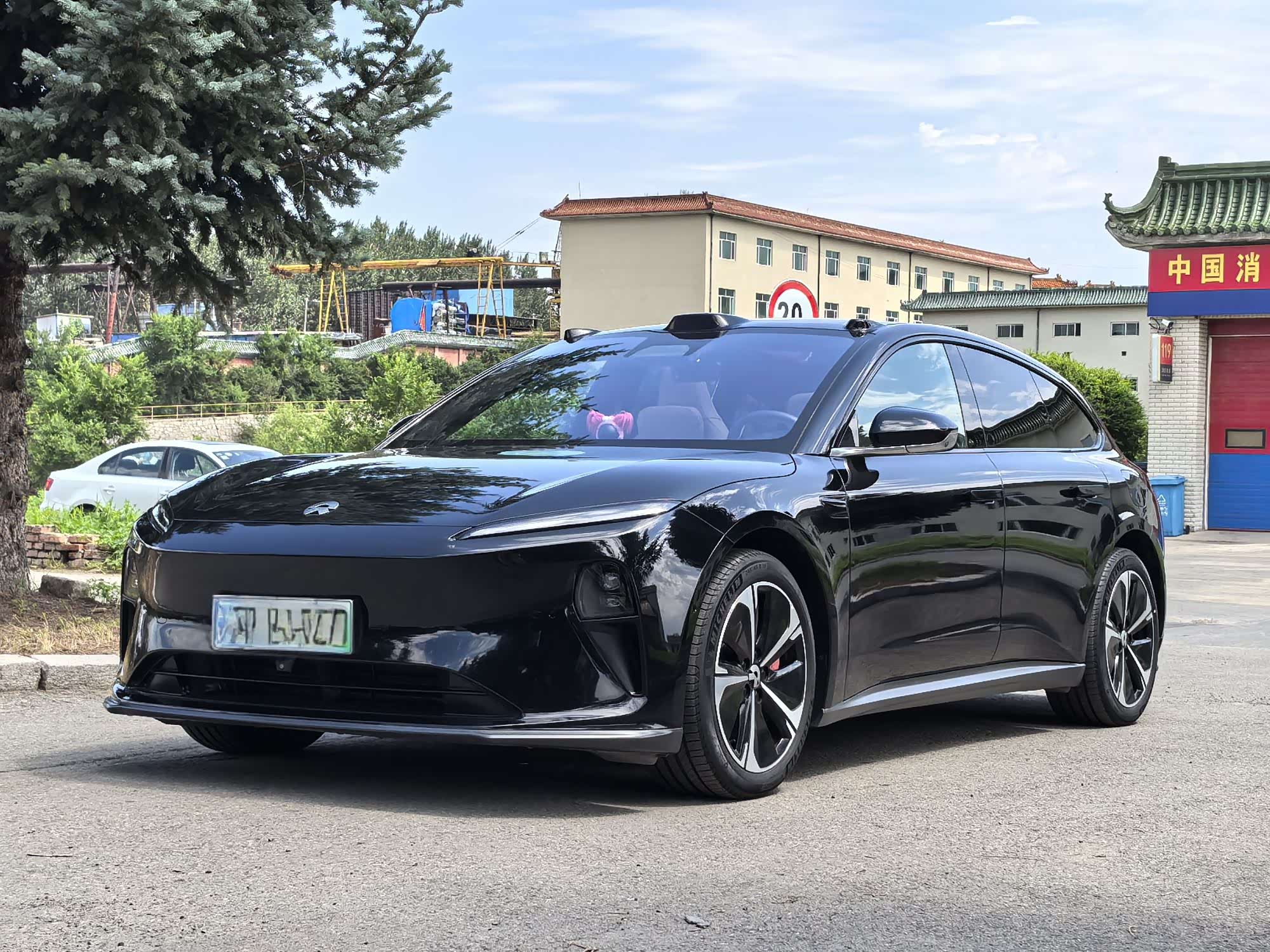 NIO ET5T