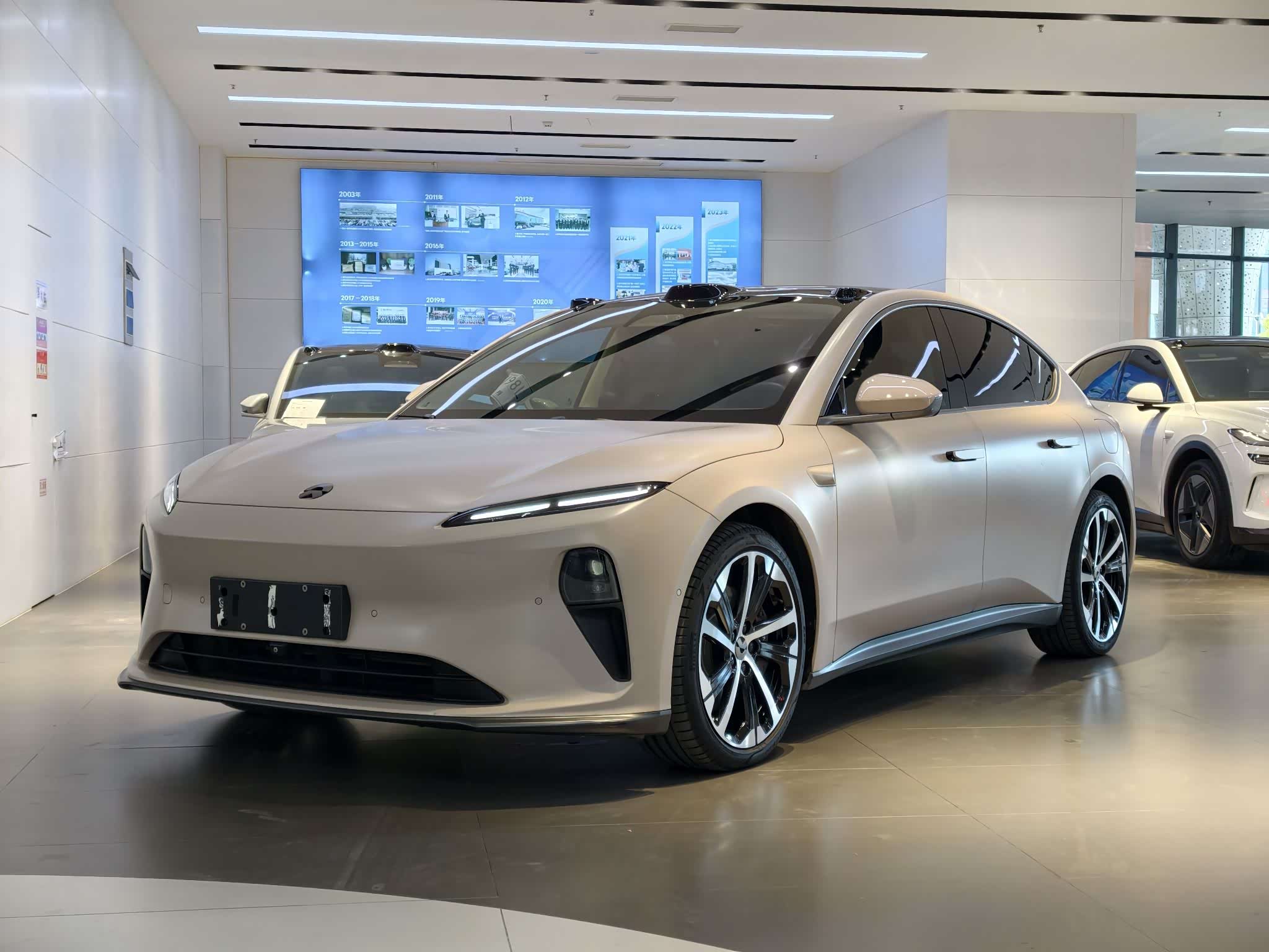 NIO ET5