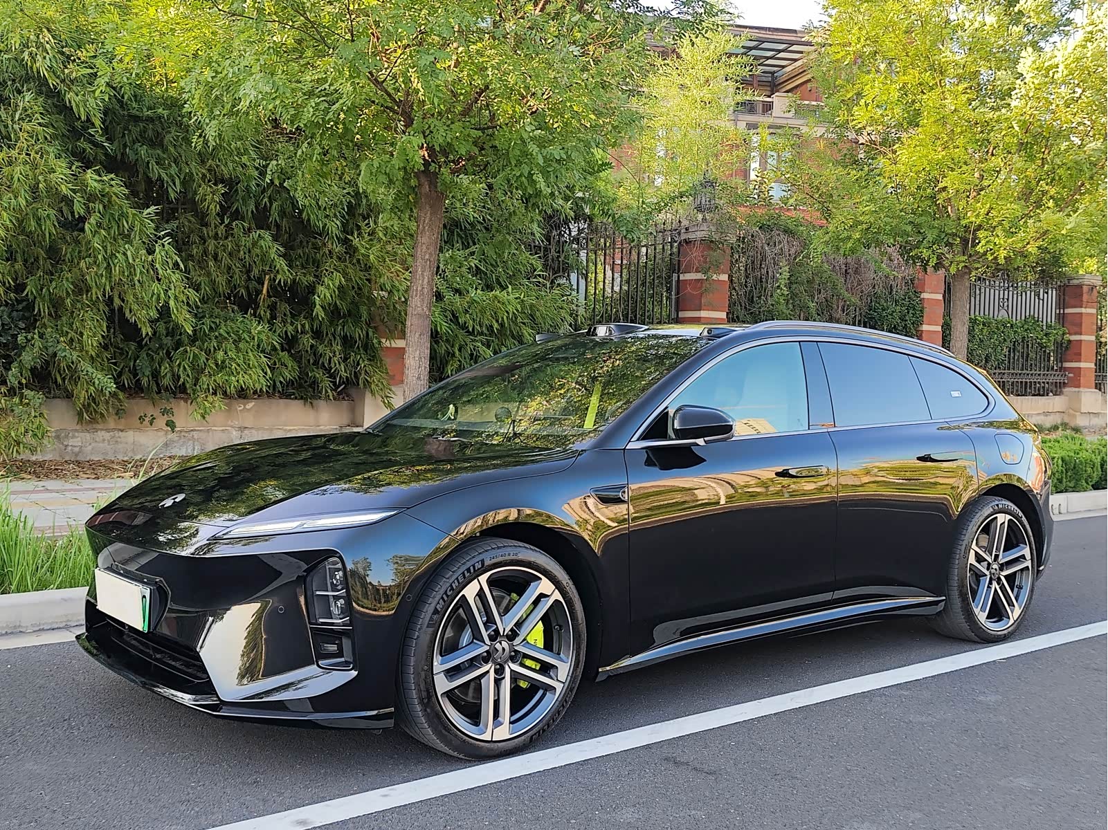 NIO ET5T